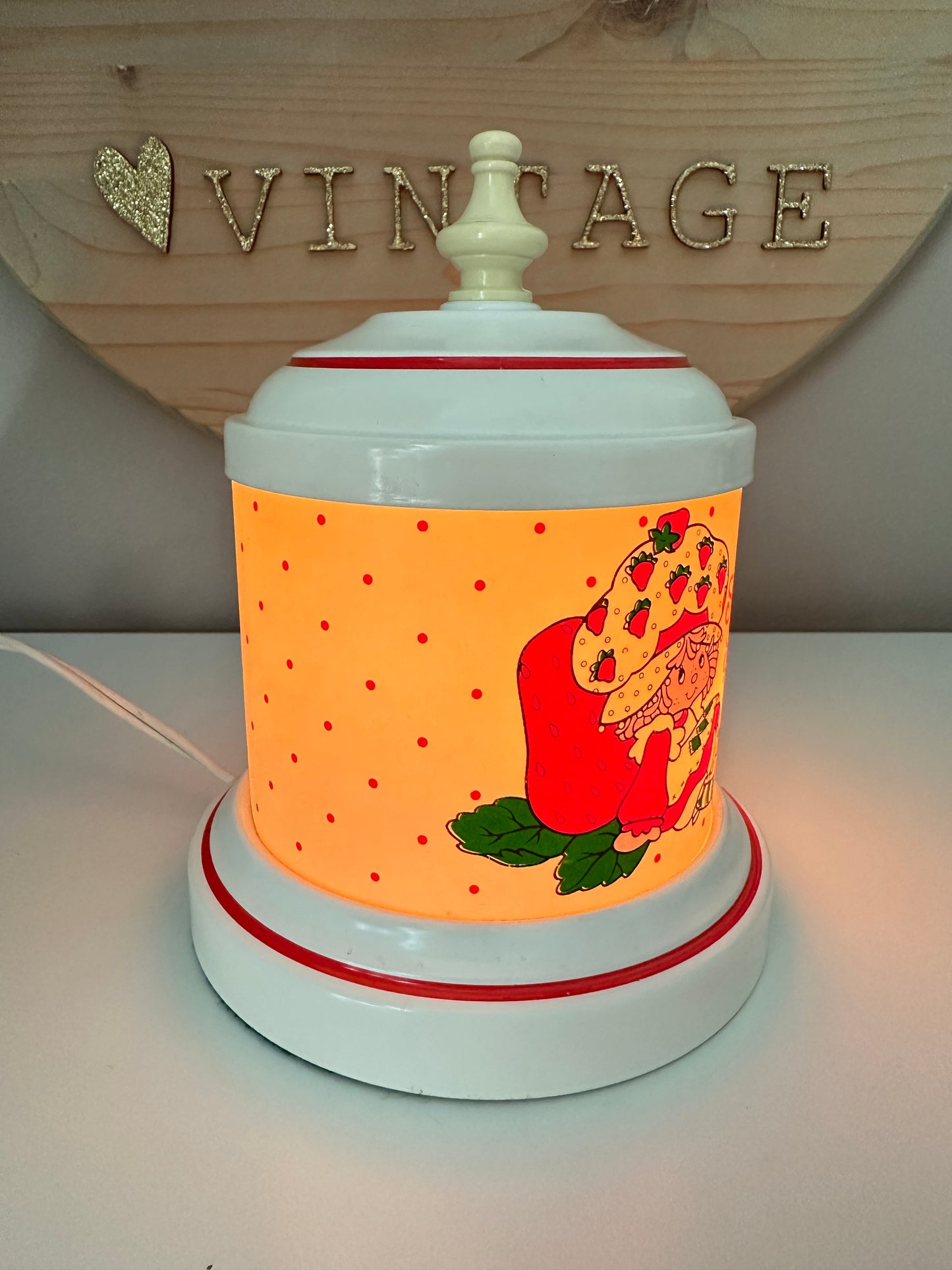 1980s AGC Strawberry Shortcake Night Light