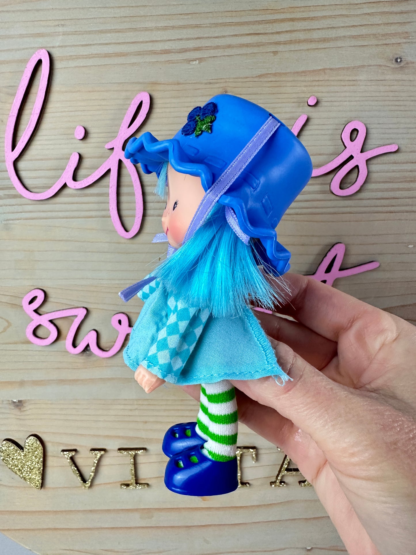 1982 Kenner Strawberry Shortcake Blueberry Muffin with Cheesecake Doll