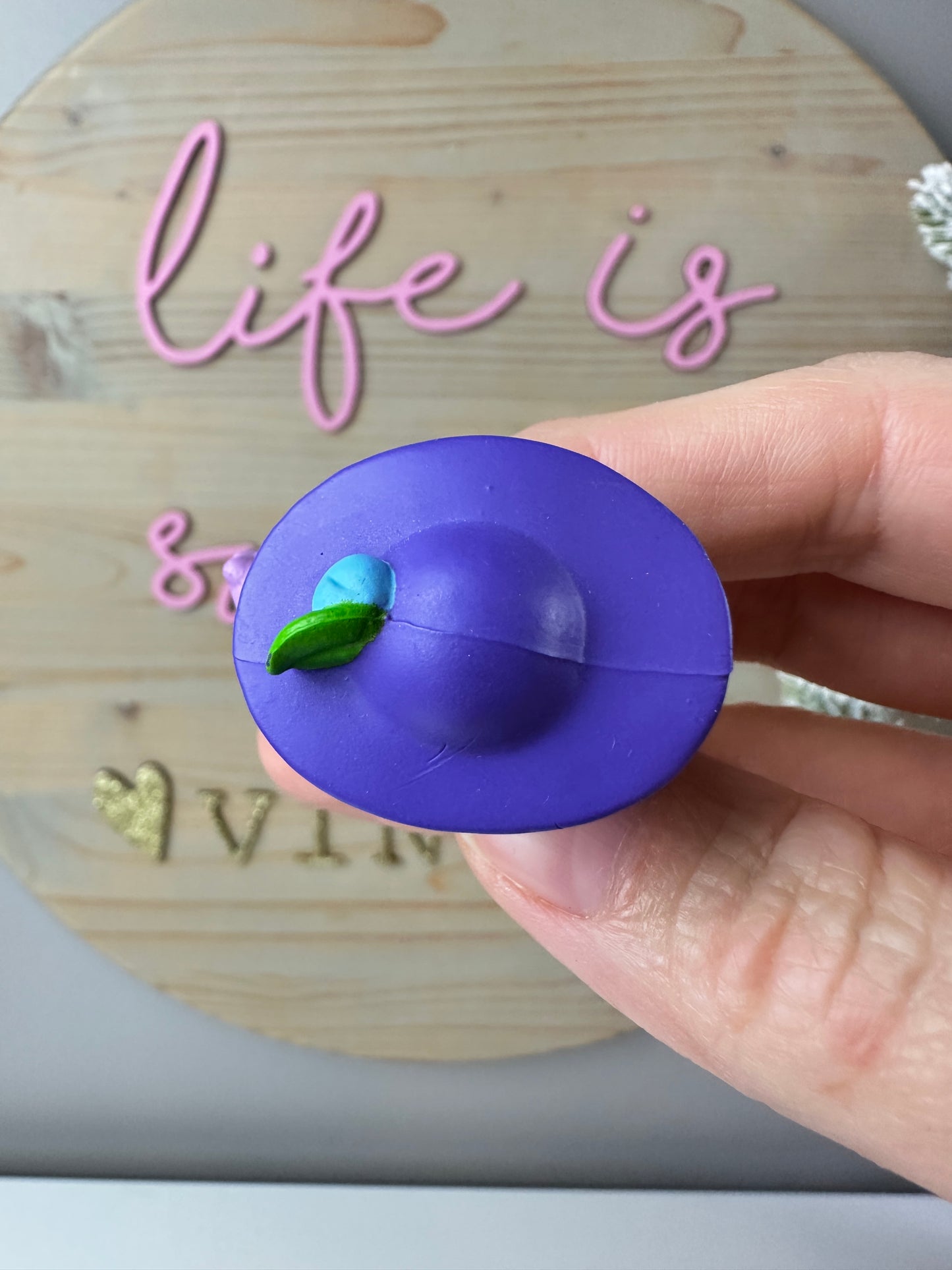 1984 Kenner Strawberry Shortcake Plum Puddin' with Elderberry Owl with a Pencil Mini PVC Figure *Berry Vault*