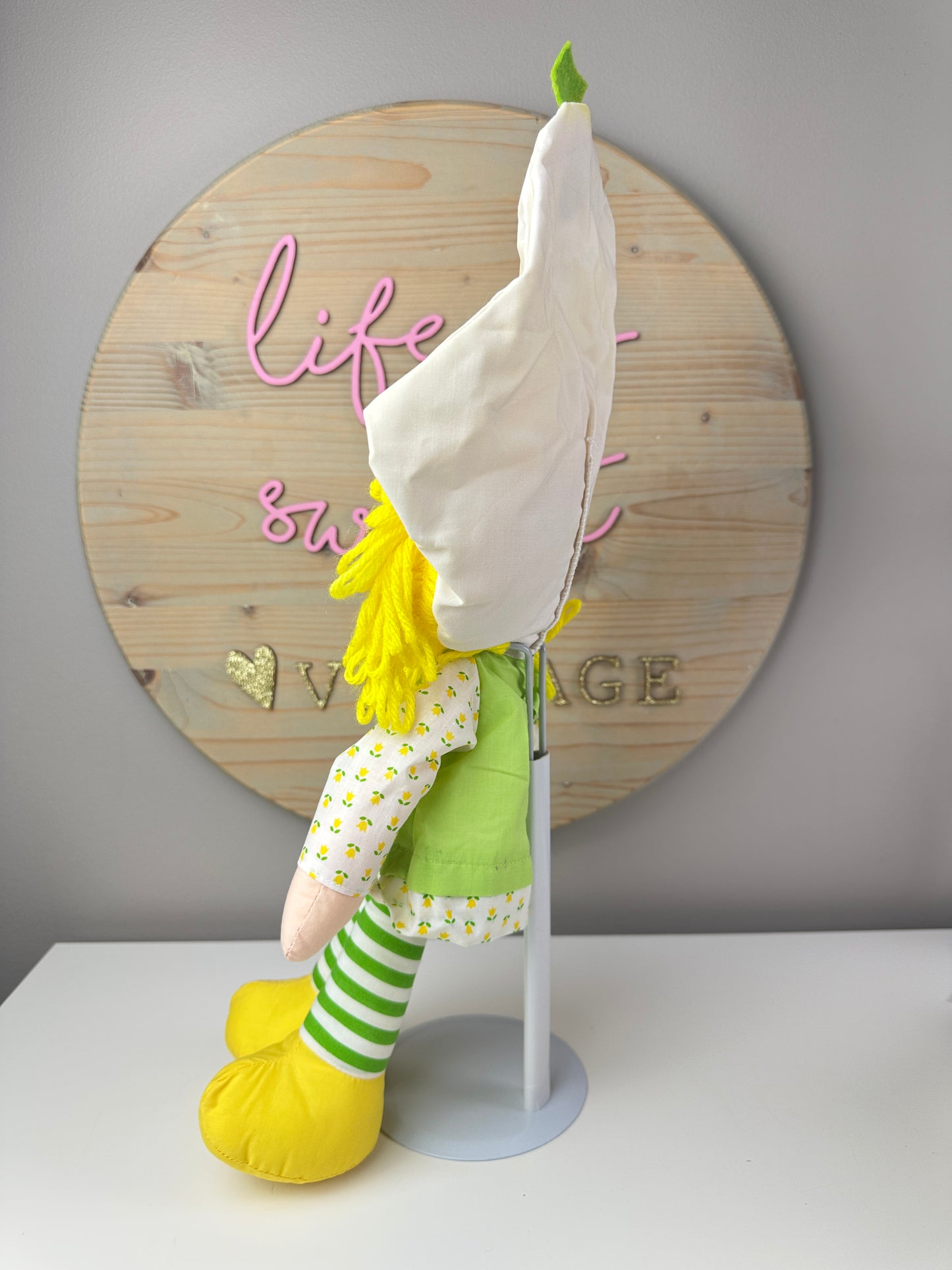 1984 Kenner Strawberry Shortcake Mint Tulip Rag Doll *Berry Vault*