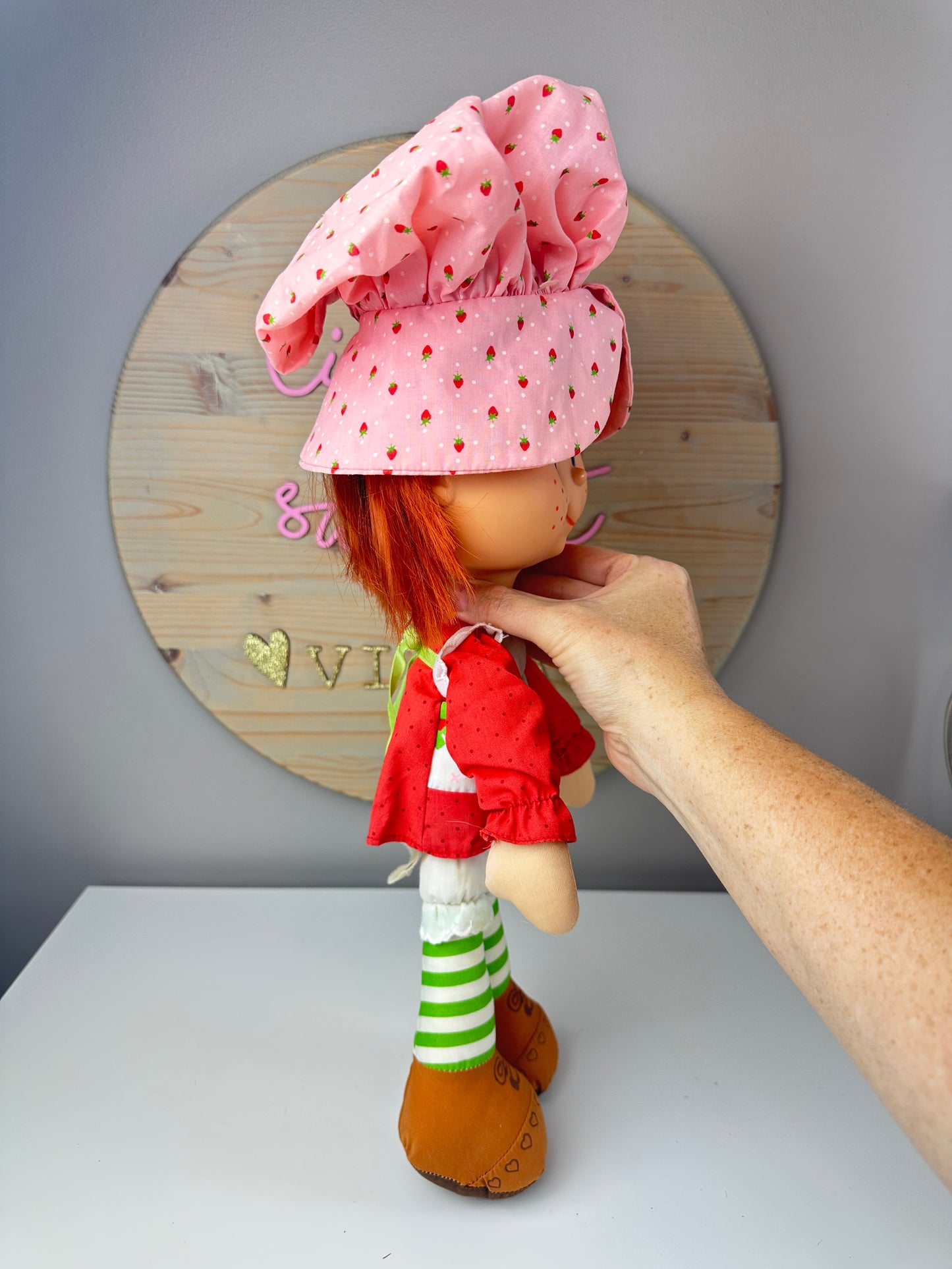 1980 Kenner Strawberry Shortcake Vinyl Face Rag Doll *Berry Vault*
