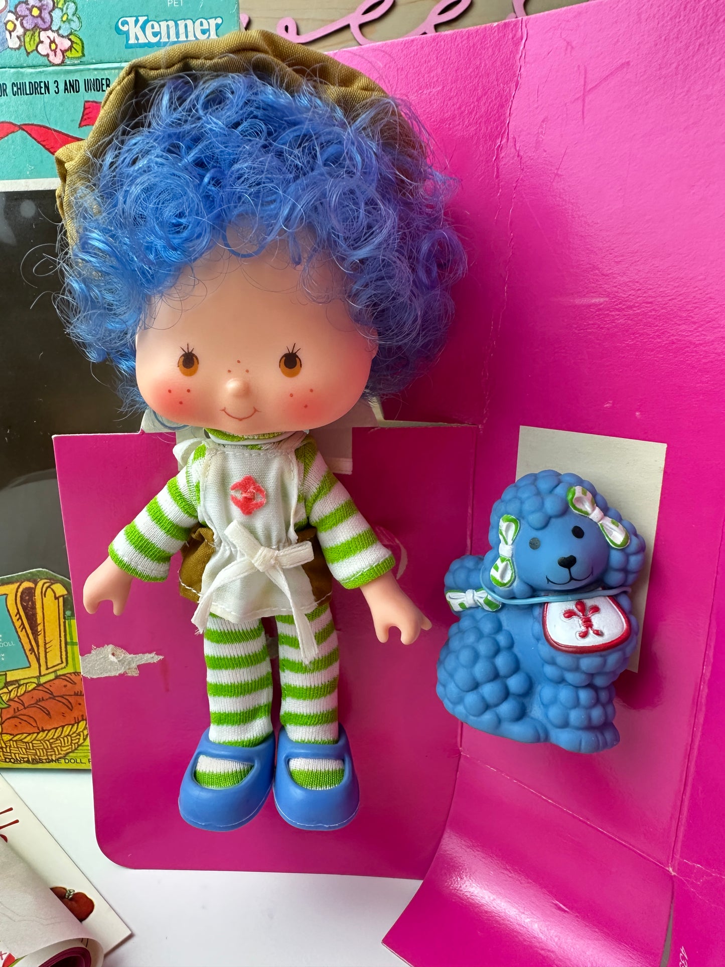 1982 Kenner Strawberry Shortcake Crepe Suzette with Eclair Doll