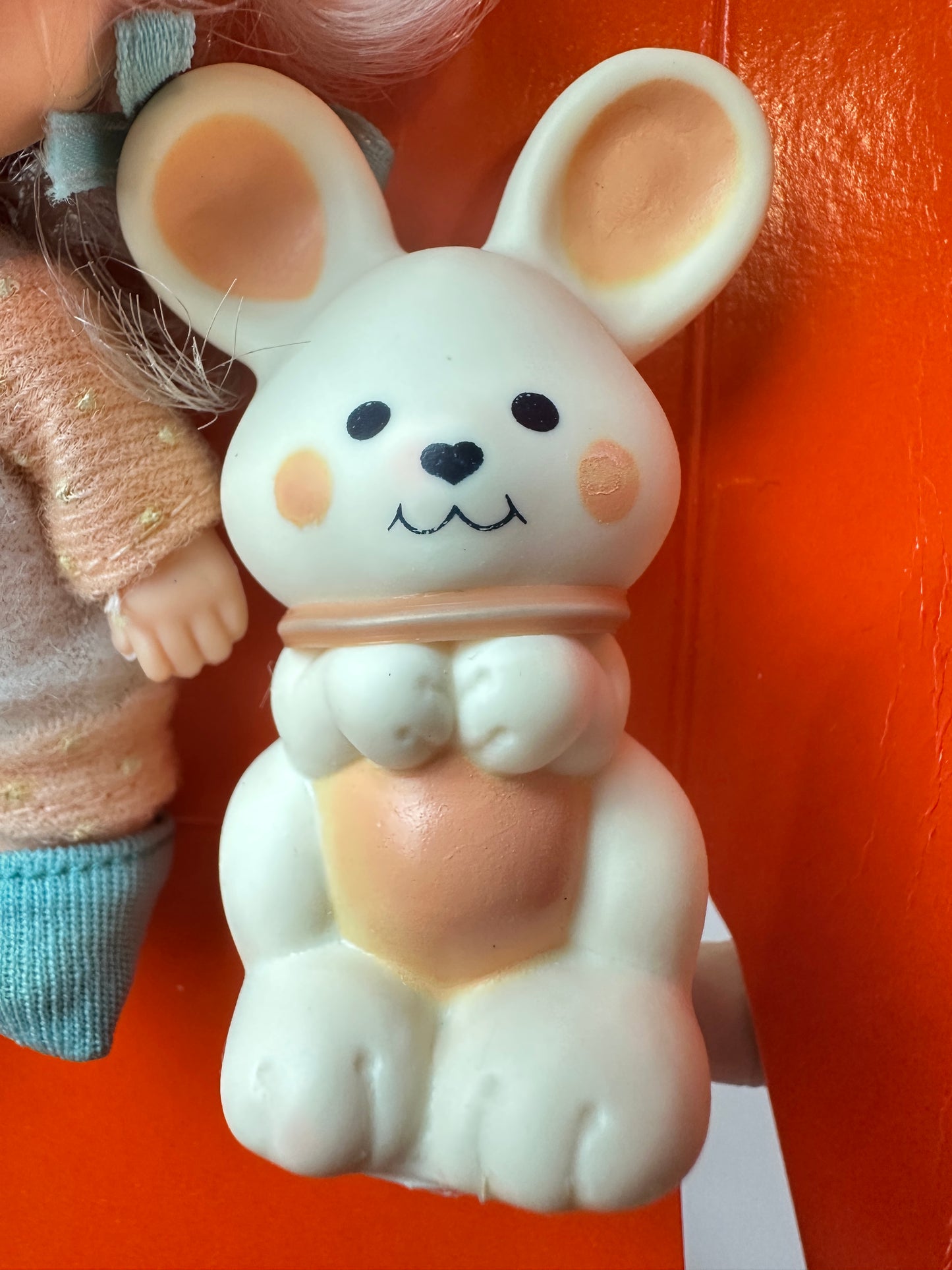 1980 Kenner Strawberry Shortcake Apricot with Hopsalot Doll