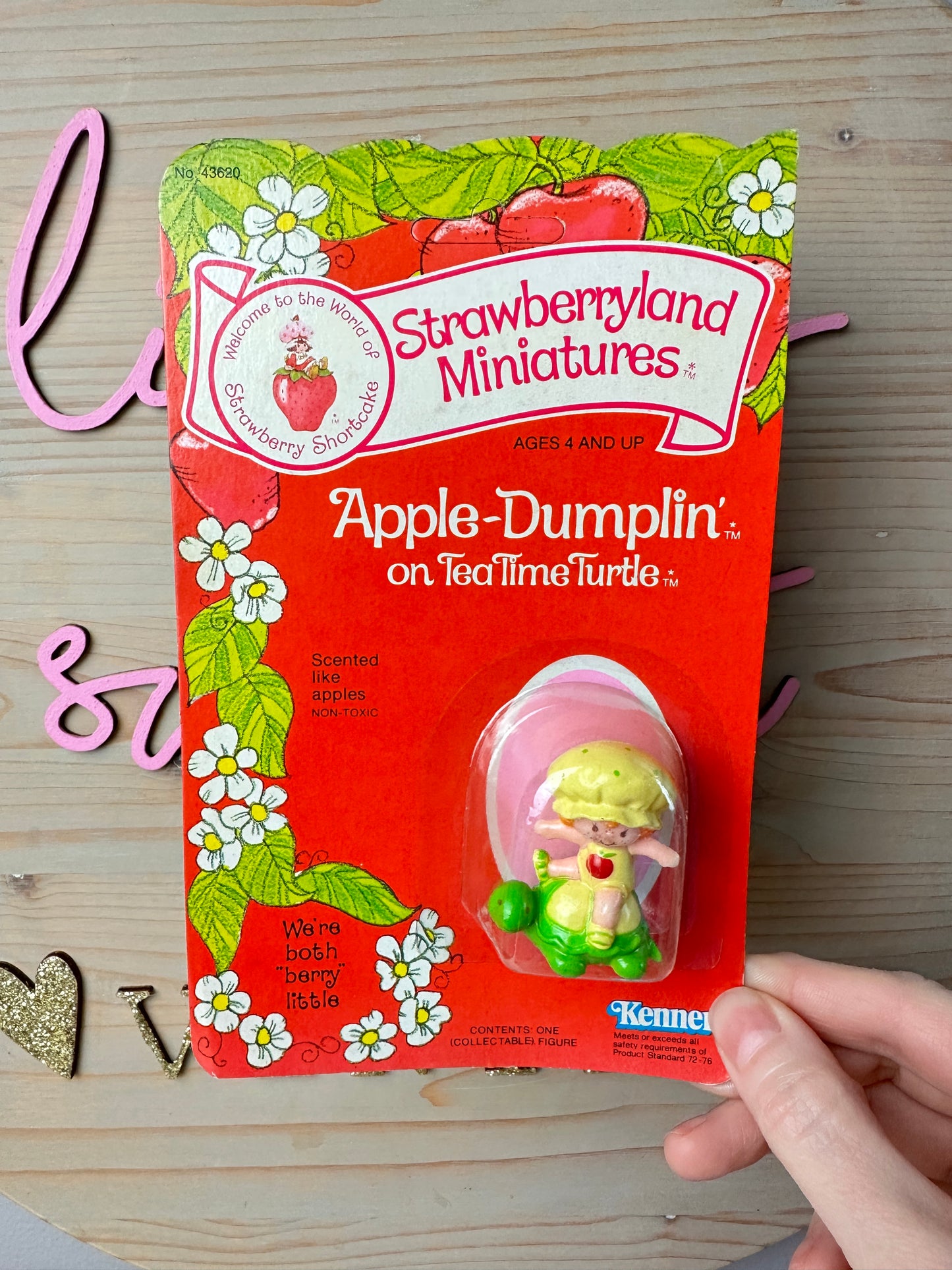 1981 Kenner Strawberry Shortcake Apple Dumplin' on Tea Time Turtle Miniature Figure MOC