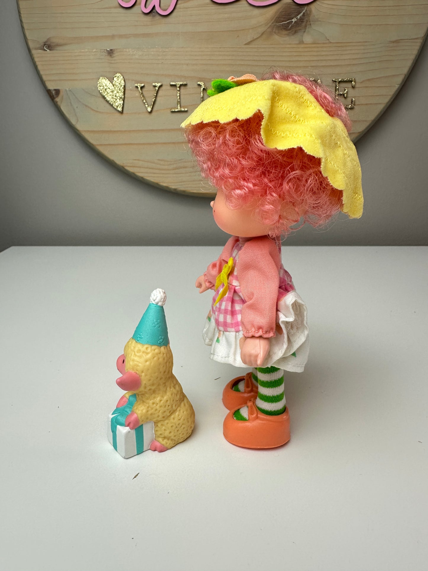 1984 Kenner Strawberry Shortcake Peach Blush with Melonie Belle Party Pleaser Doll *Berry Vault*
