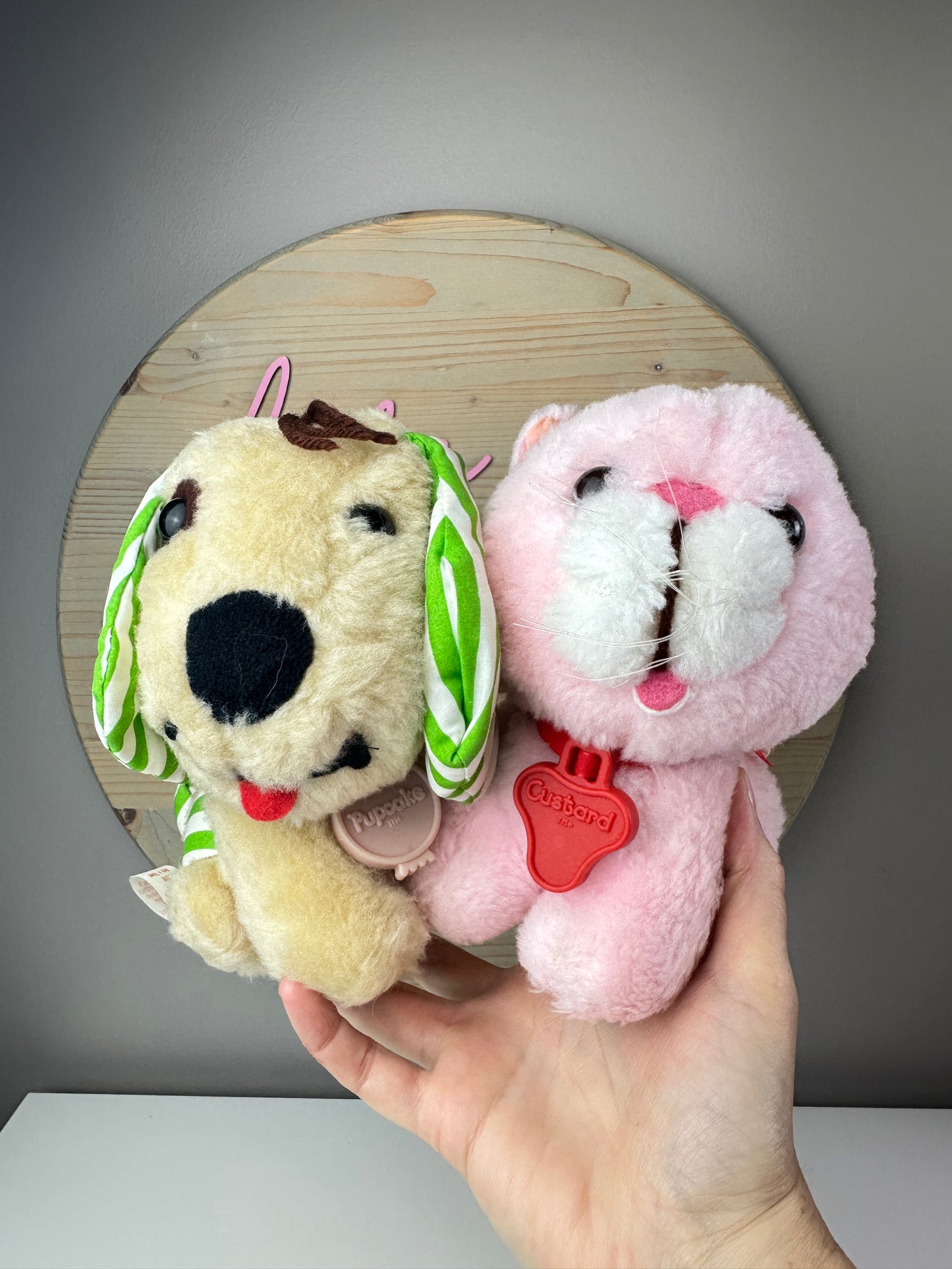 1980 Kenner Strawberry Shortcake Custard & Pupcake Plush *Berry Vault* (Sold Separately)