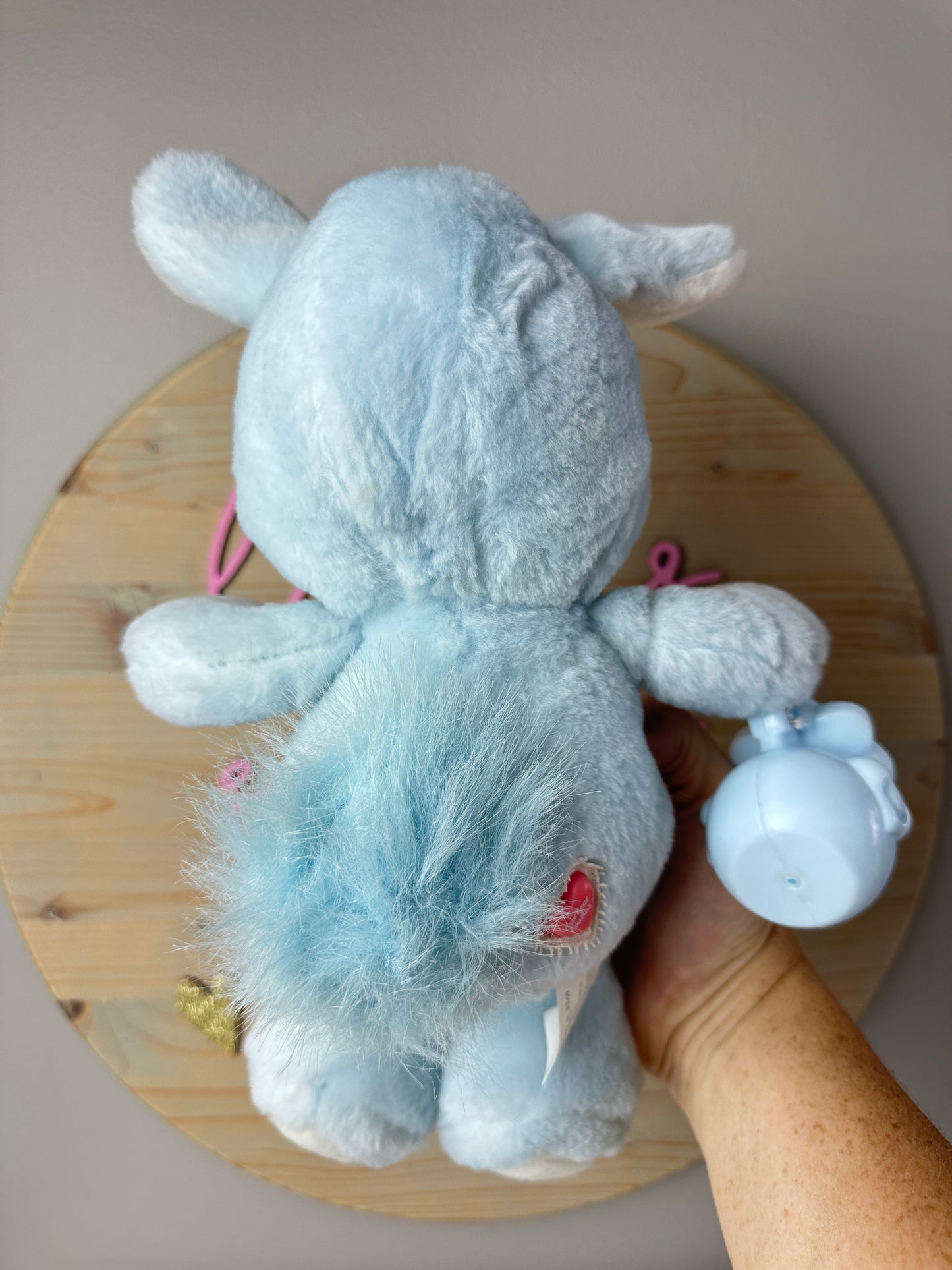 1986 Kenner Care Bear Cousins L'il Swift Heart Cub with Bottle