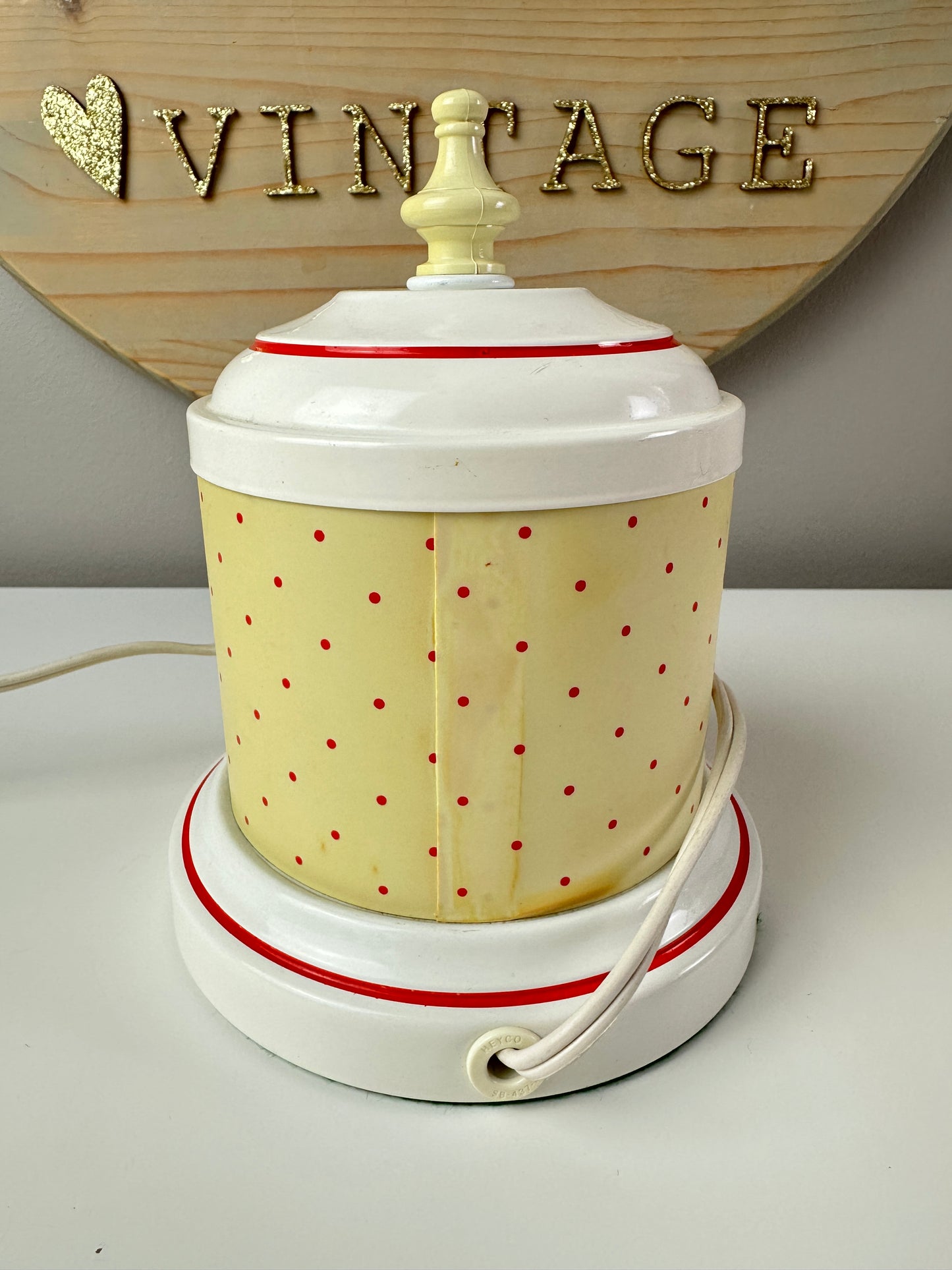 1980s AGC Strawberry Shortcake Night Light