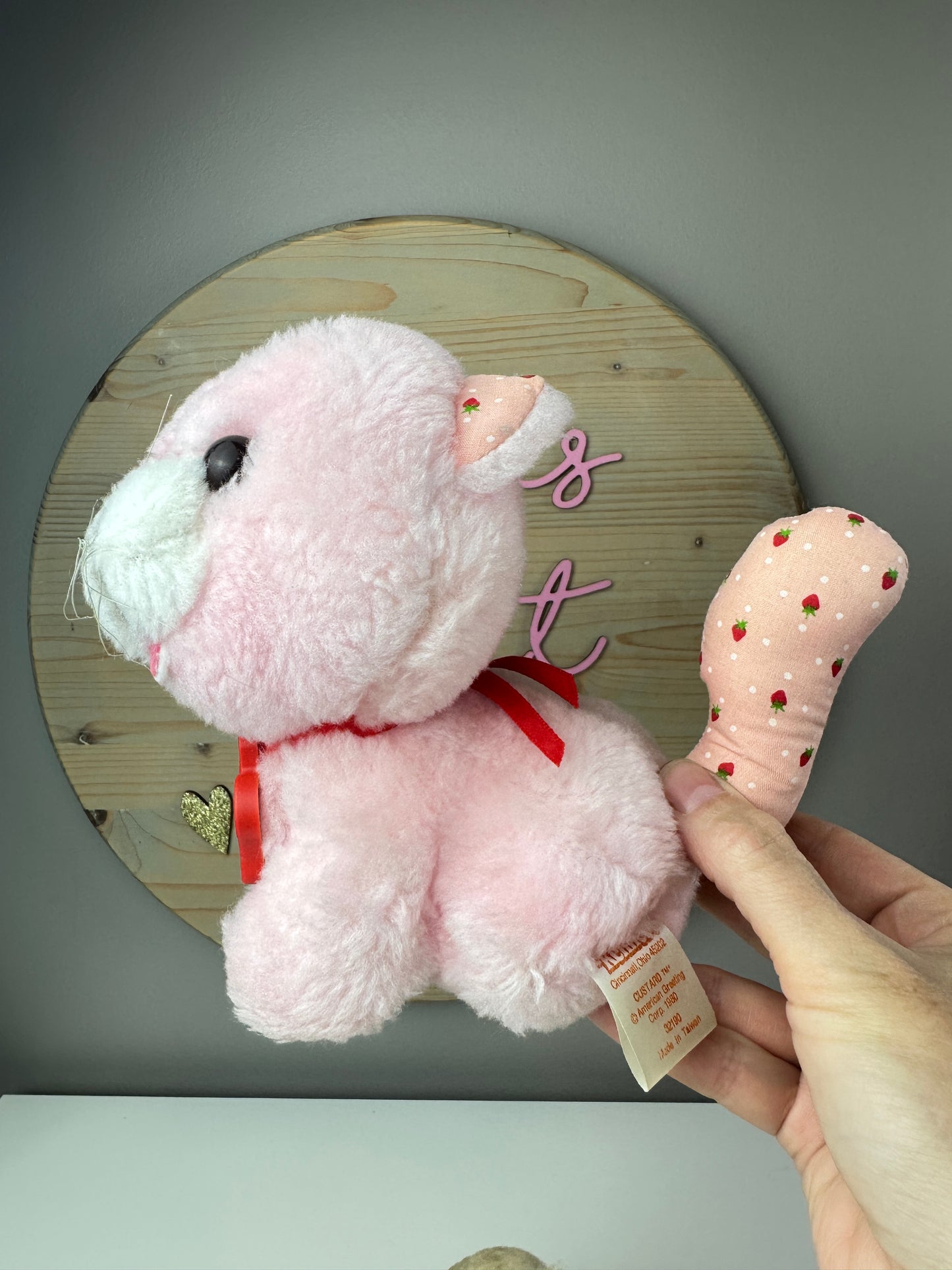 1980 Kenner Strawberry Shortcake Custard & Pupcake Plush *Berry Vault* (Sold Separately)