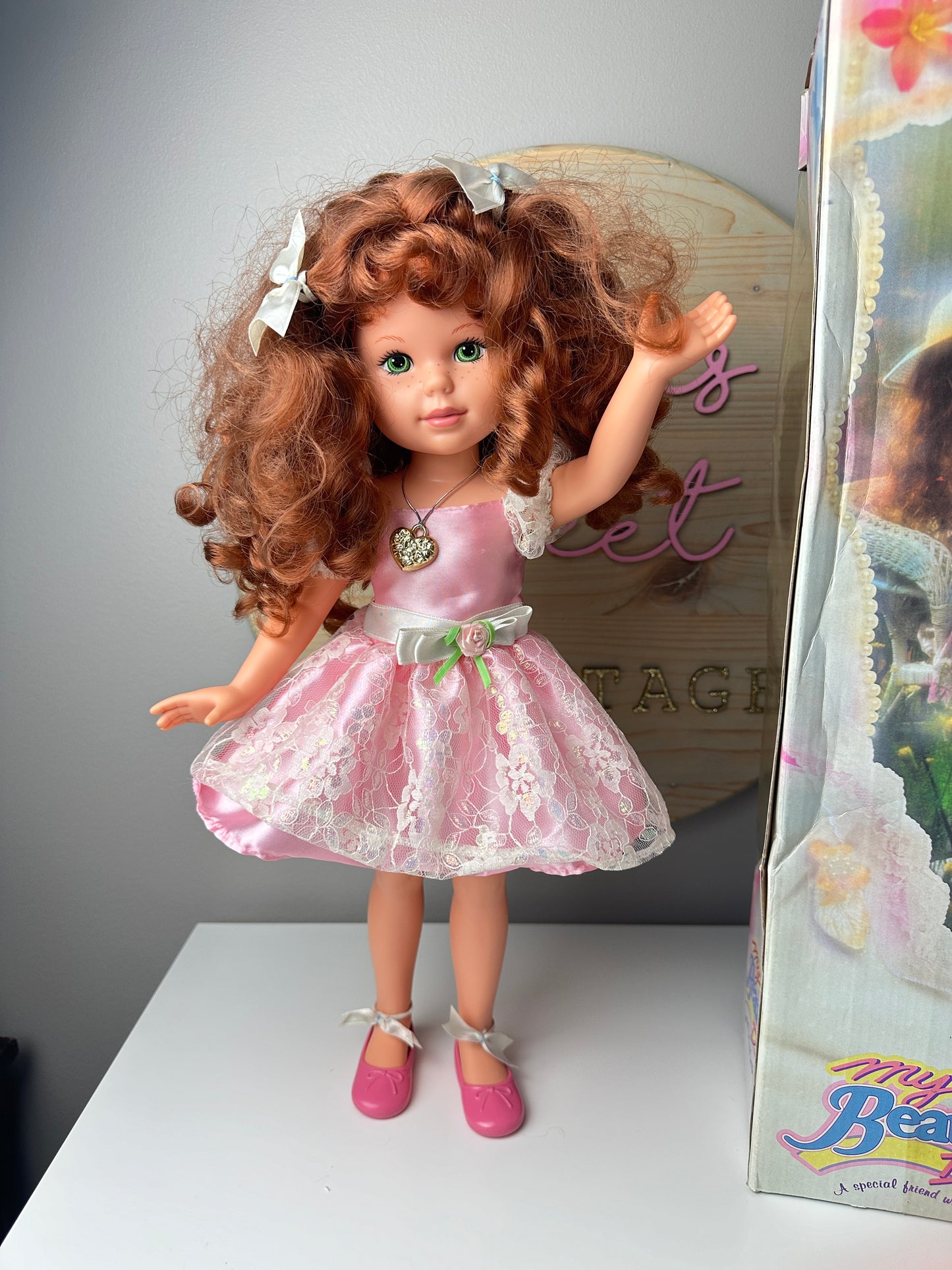 1989 Hasbro My Beautiful Doll Valerie with Box