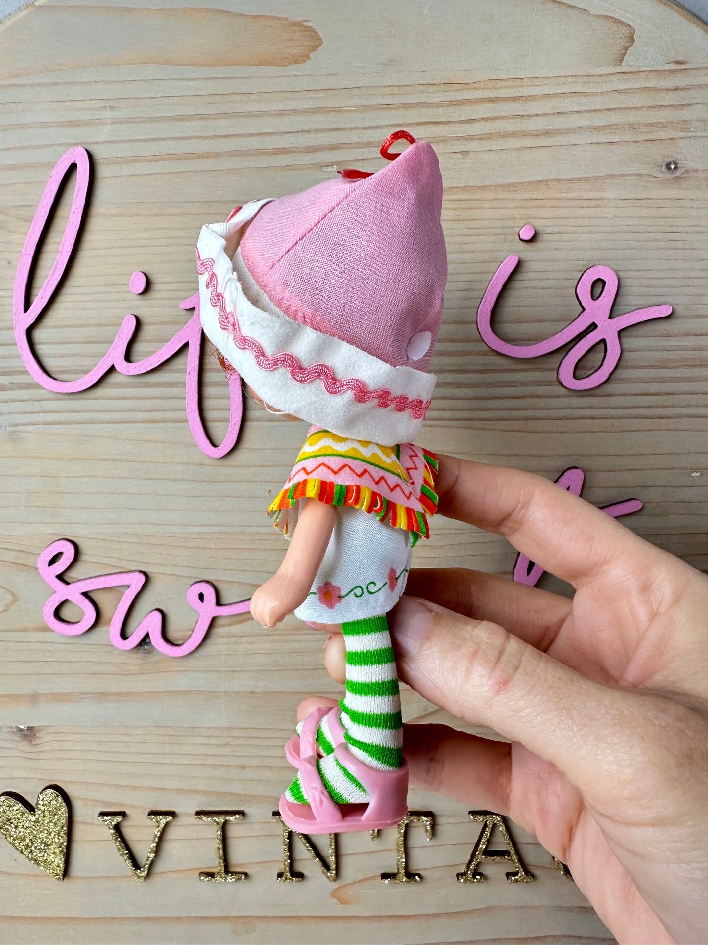 1983 Kenner Strawberry Shortcake Cafe Ole with Burrito *Berry Vault*