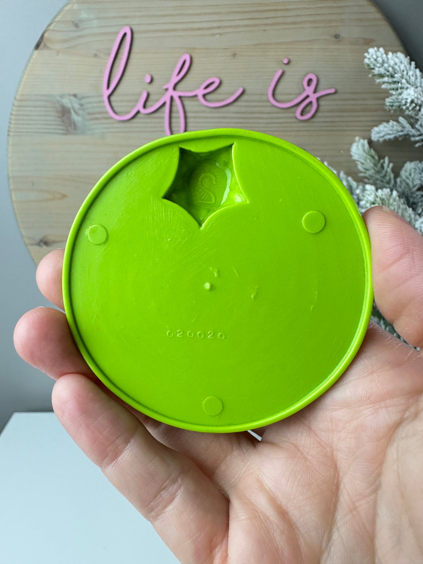 1984 Kenner Strawberry Shortcake Reading in a Rocking Chair Deluxe Miniature Mini Base #2