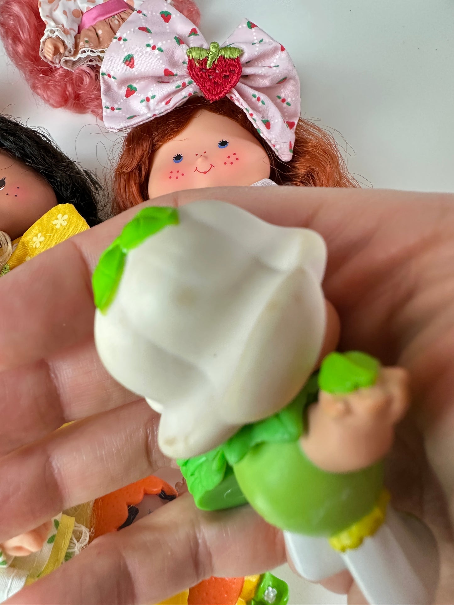 1985 Kenner Strawberry Shortcake COMPLETE Berrykin Doll Collection *Berry Vault*
