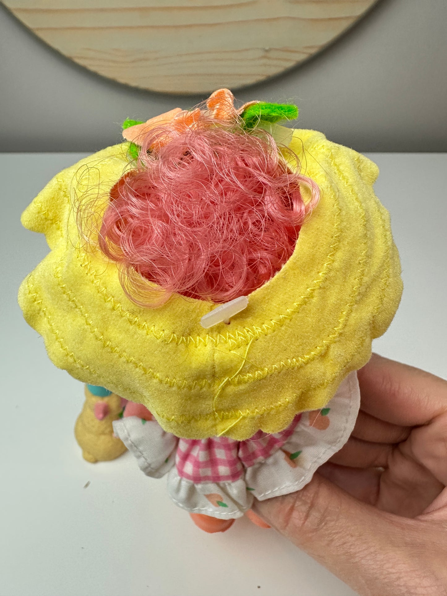 1984 Kenner Strawberry Shortcake Peach Blush with Melonie Belle Party Pleaser Doll *Berry Vault*