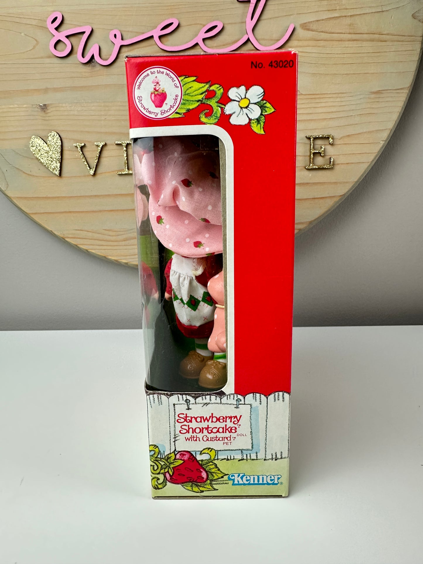 1982 Kenner Strawberry Shortcake with Custard Doll NRFB Sealed *Berry Vault*