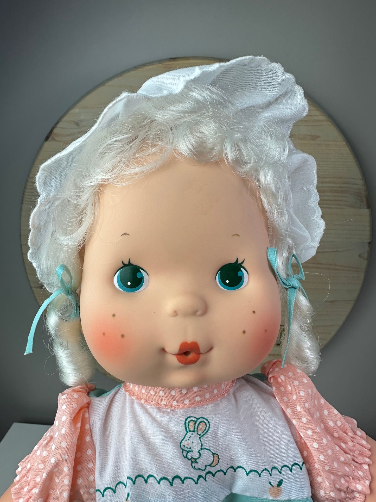 1982 Kenner Strawberry Shortcake Apricot Blow Kiss Baby Doll *Berry Vault*