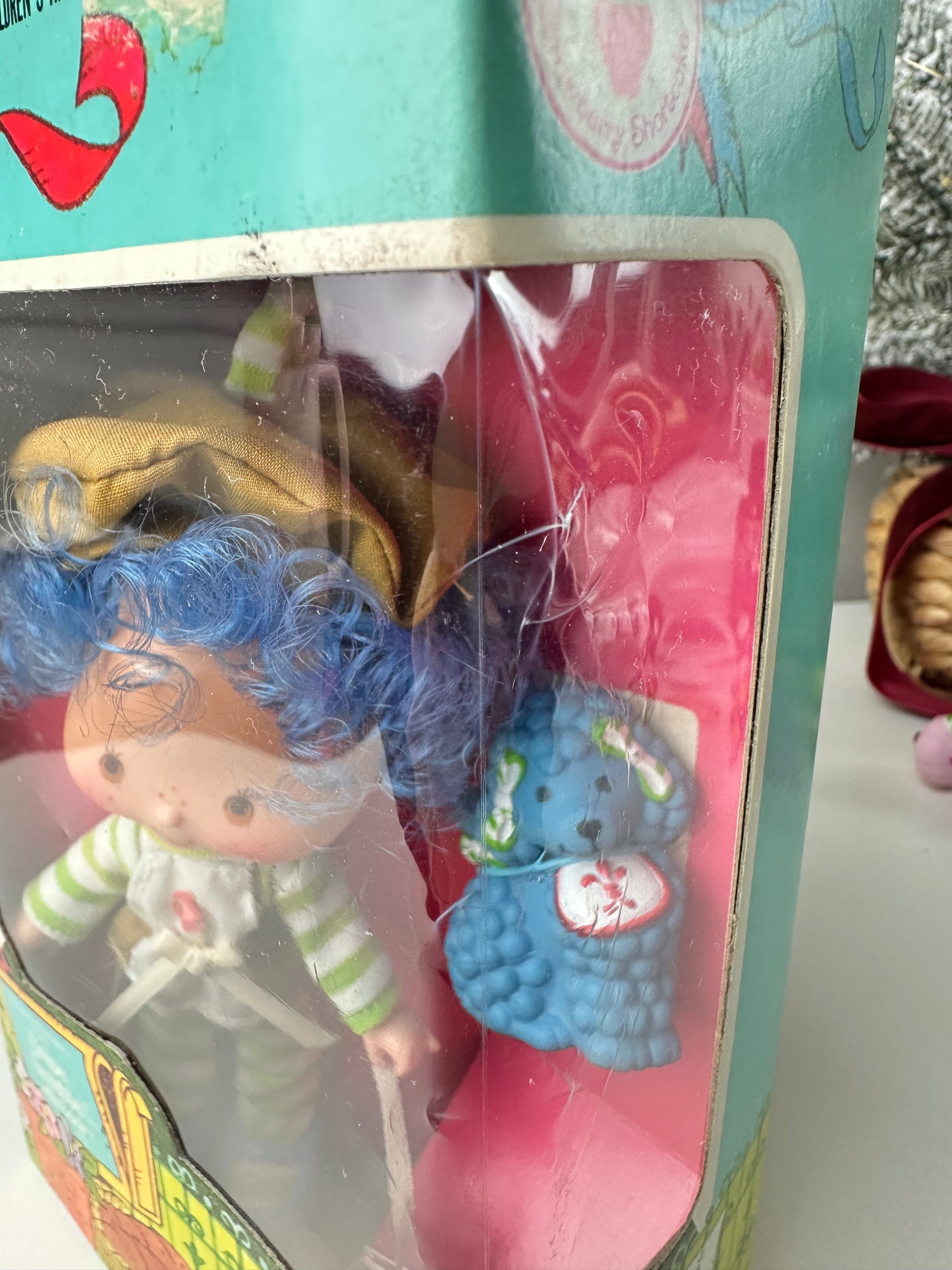 1983 Kenner Strawberry Shortcake Crepe Suzette with Eclair NRFB Sealed