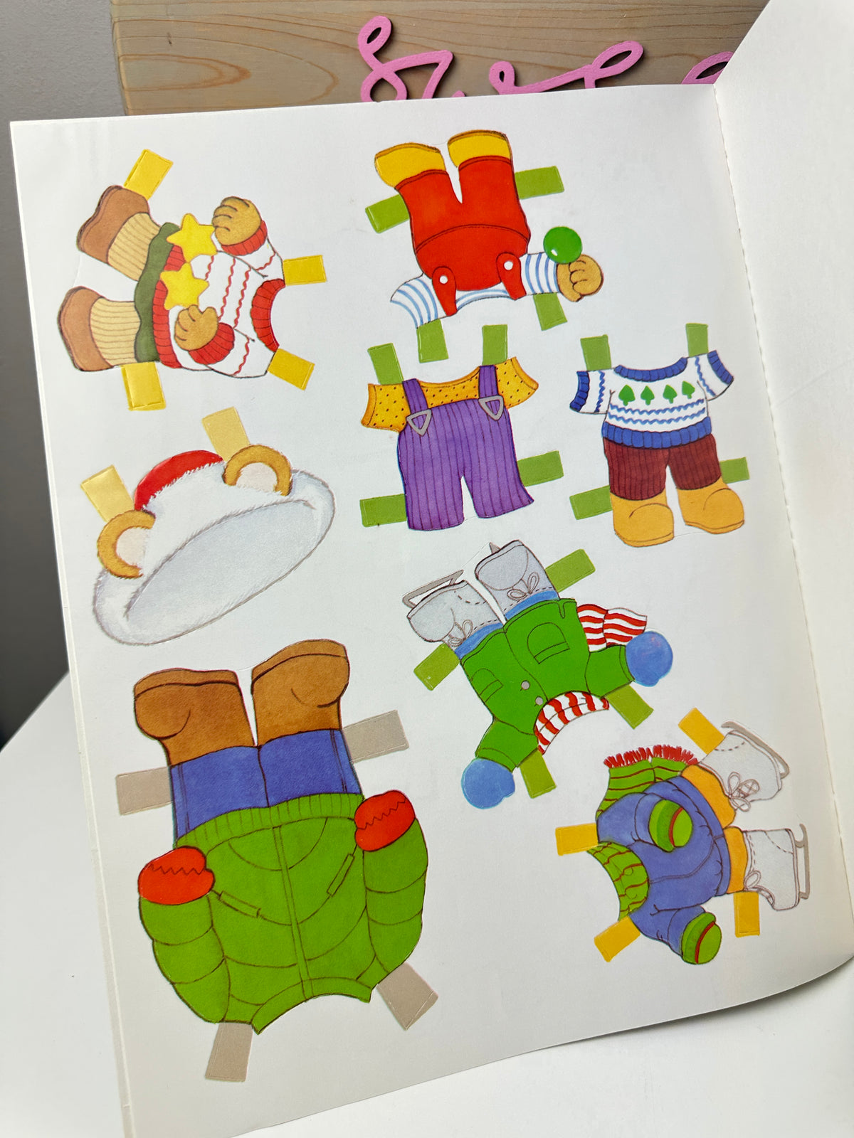 1984 Golden Christmas Bears Paperdoll Book Unused