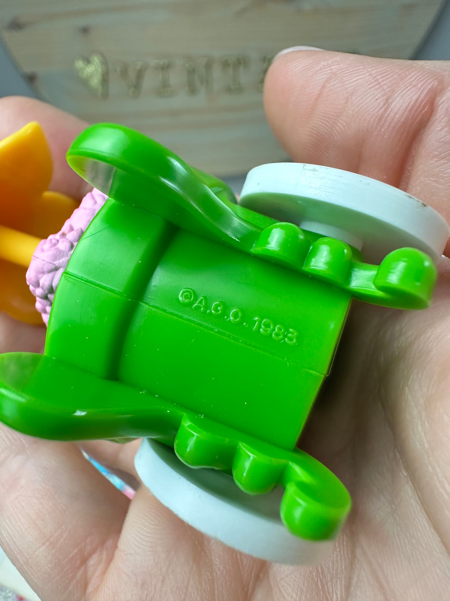 1983 Kenner Strawberry Shortcake Mint Tulip's Cart Deluxe Mini Accessory Only
