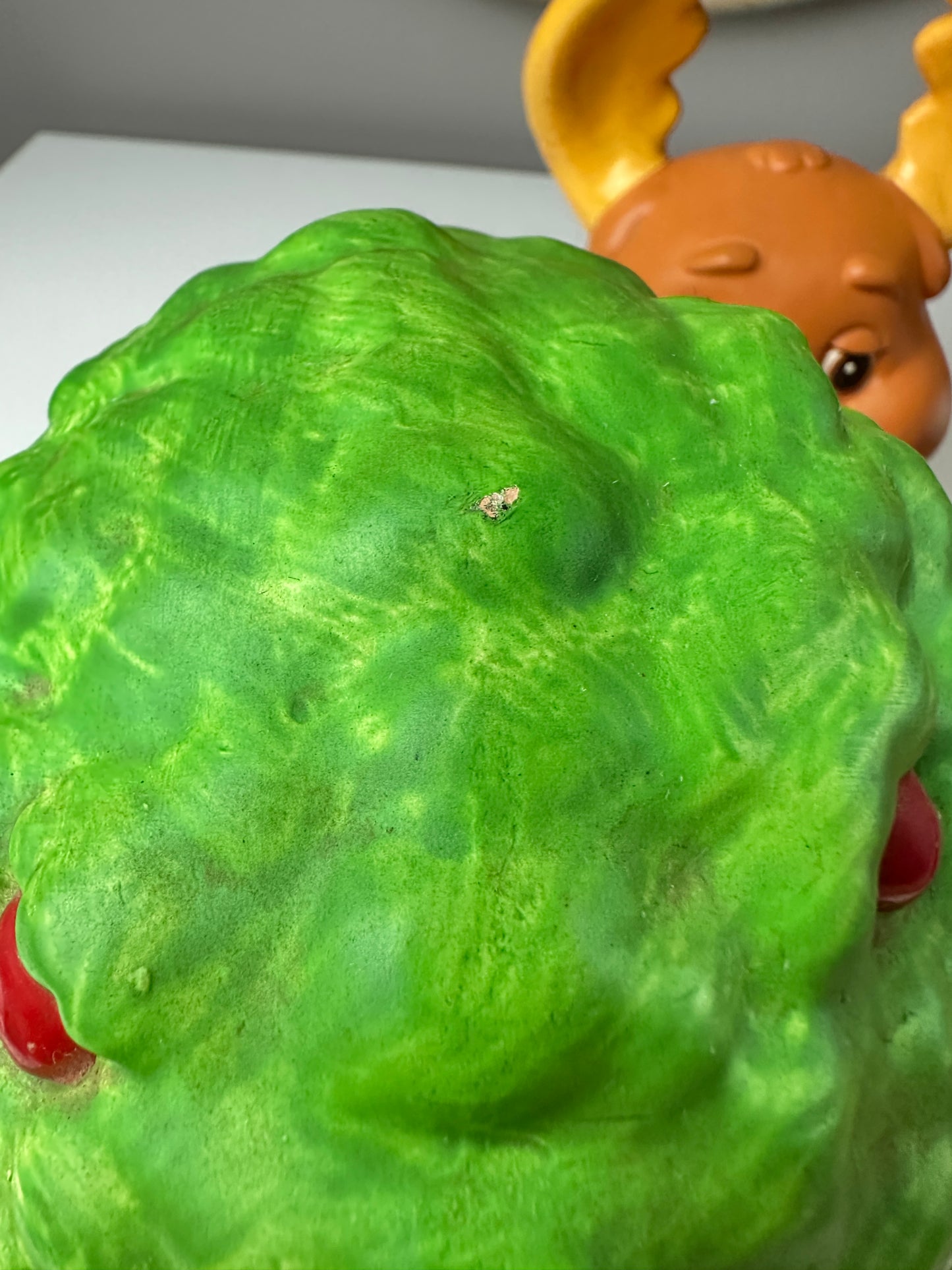 1984 Get Along Gang Woolma Lamb Picking Apples Ceramic Bank