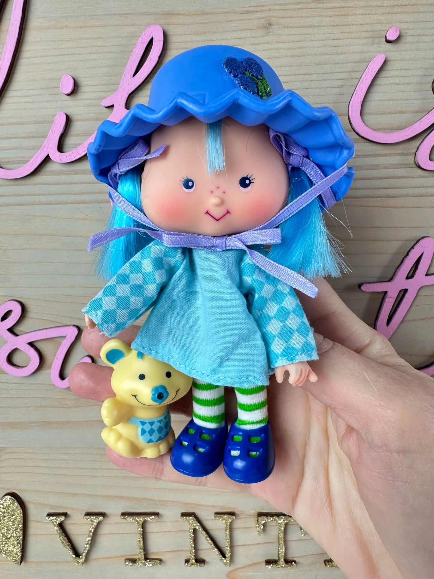 1982 Kenner Strawberry Shortcake Blueberry Muffin with Cheesecake Doll