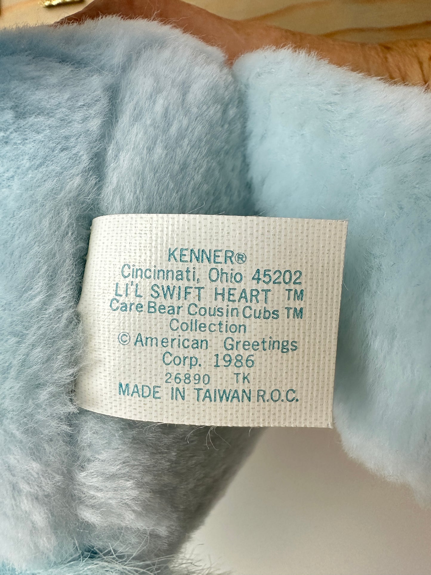 1986 Kenner Care Bear Cousins L'il Swift Heart Cub with Bottle