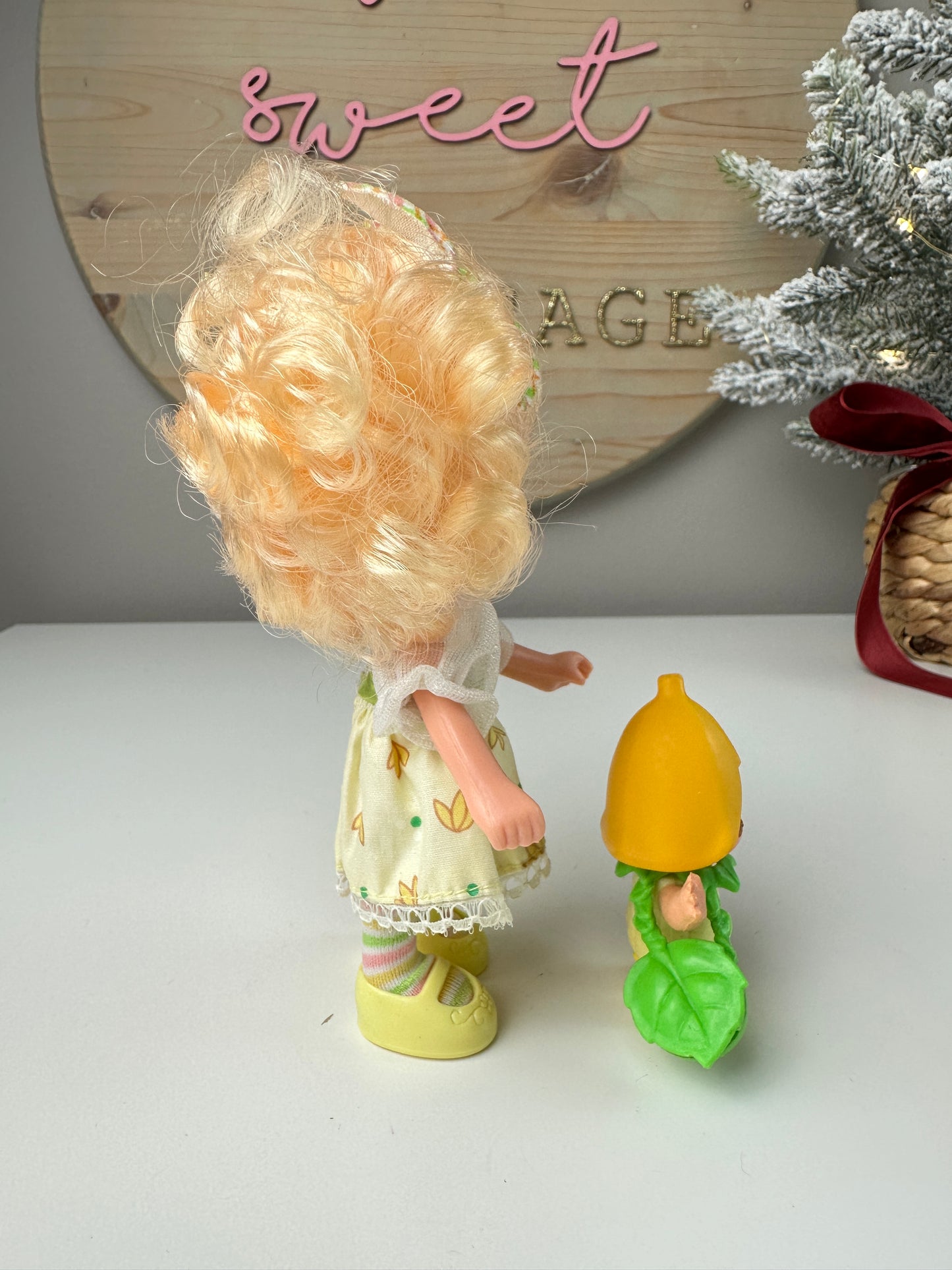 1985 Kenner Strawberry Shortcake Banana Twirl with Banana Berrykin Doll