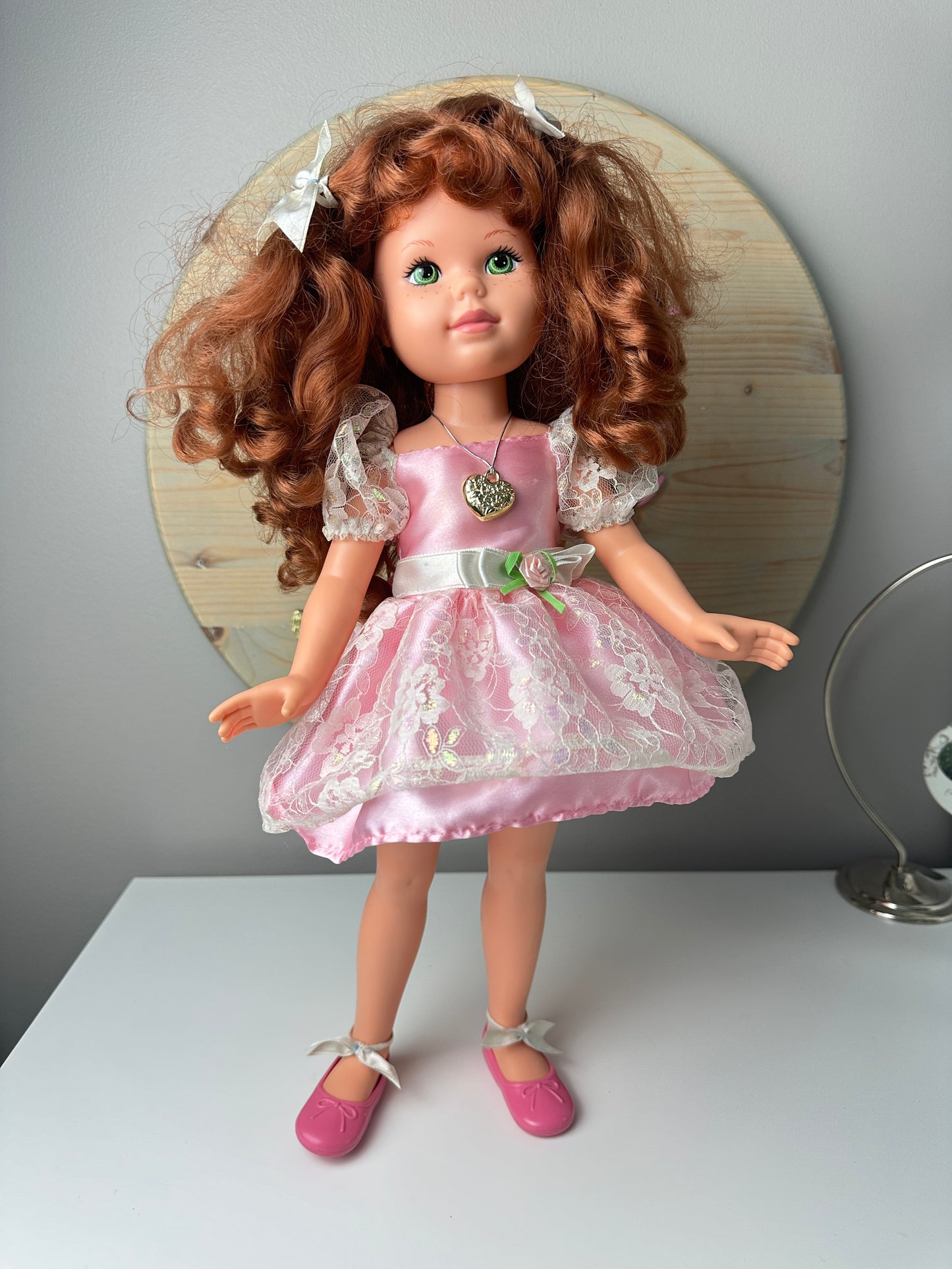 1989 Hasbro My Beautiful Doll Valerie with Box