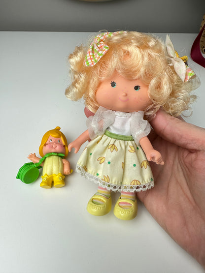 1985 Kenner Strawberry Shortcake Banana Twirl with Banana Berrykin Doll