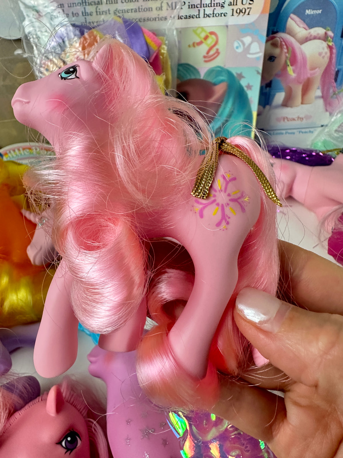 1980s G1 My Little Pony Lot with Accessories & Guide *Berry Vault*