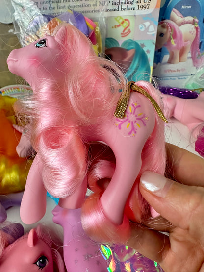 1980s G1 My Little Pony Lot with Accessories & Guide *Berry Vault*