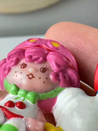 1984 Kenner Strawberry Shortcake Cherry Cuddler with Gooseberry Flying an Airplane Deluxe Mini PVC Figure *Berry Vault*