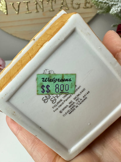 1980s Strawberry Shortcake Designer's Collection Porcelain Figurine Trinket Box "Gift of Love" with Tag