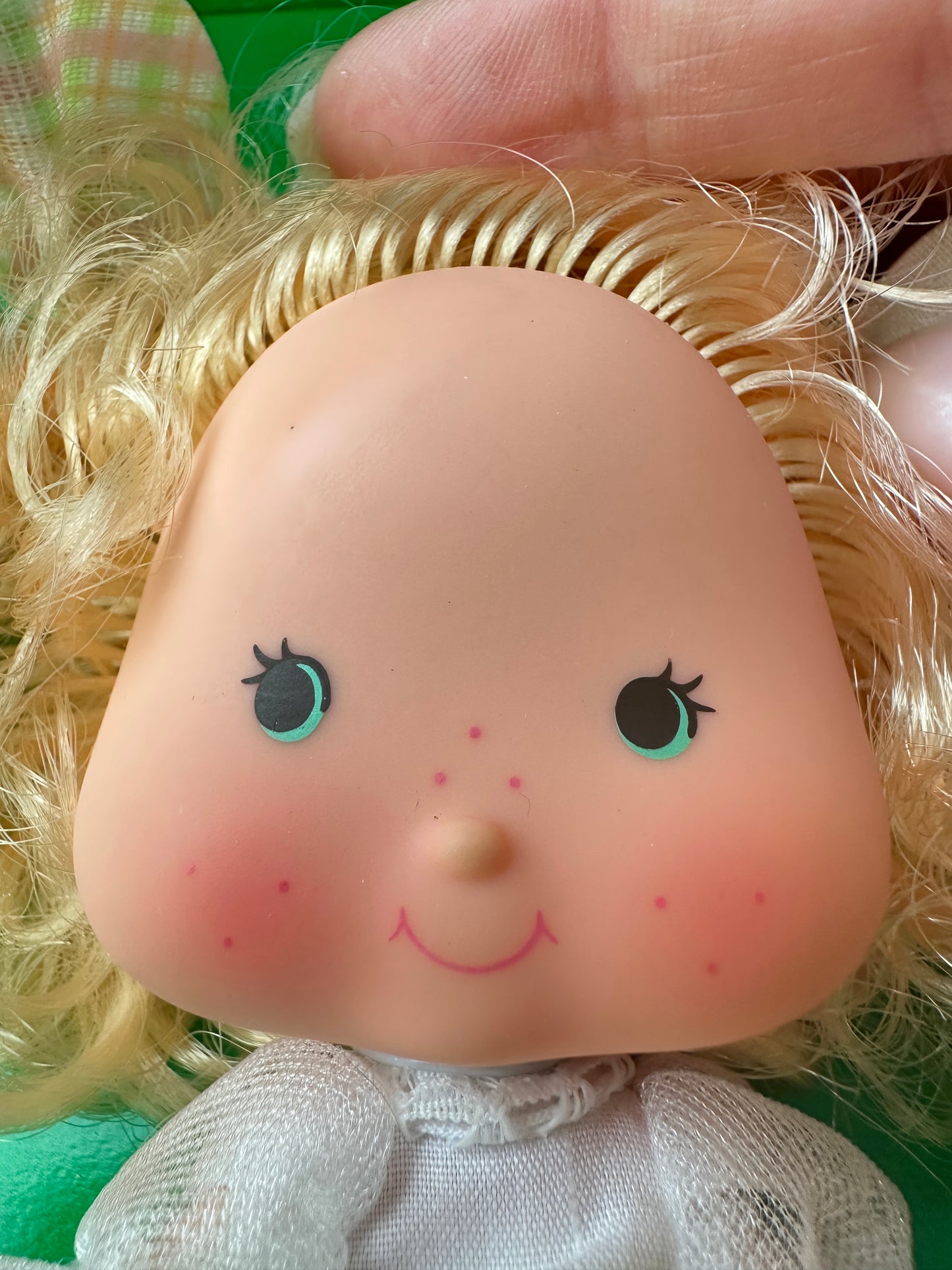 1985 Kenner Strawberry Shortcake Banana Twirl with Banana Berrykin Doll MIB *Berry Vault*