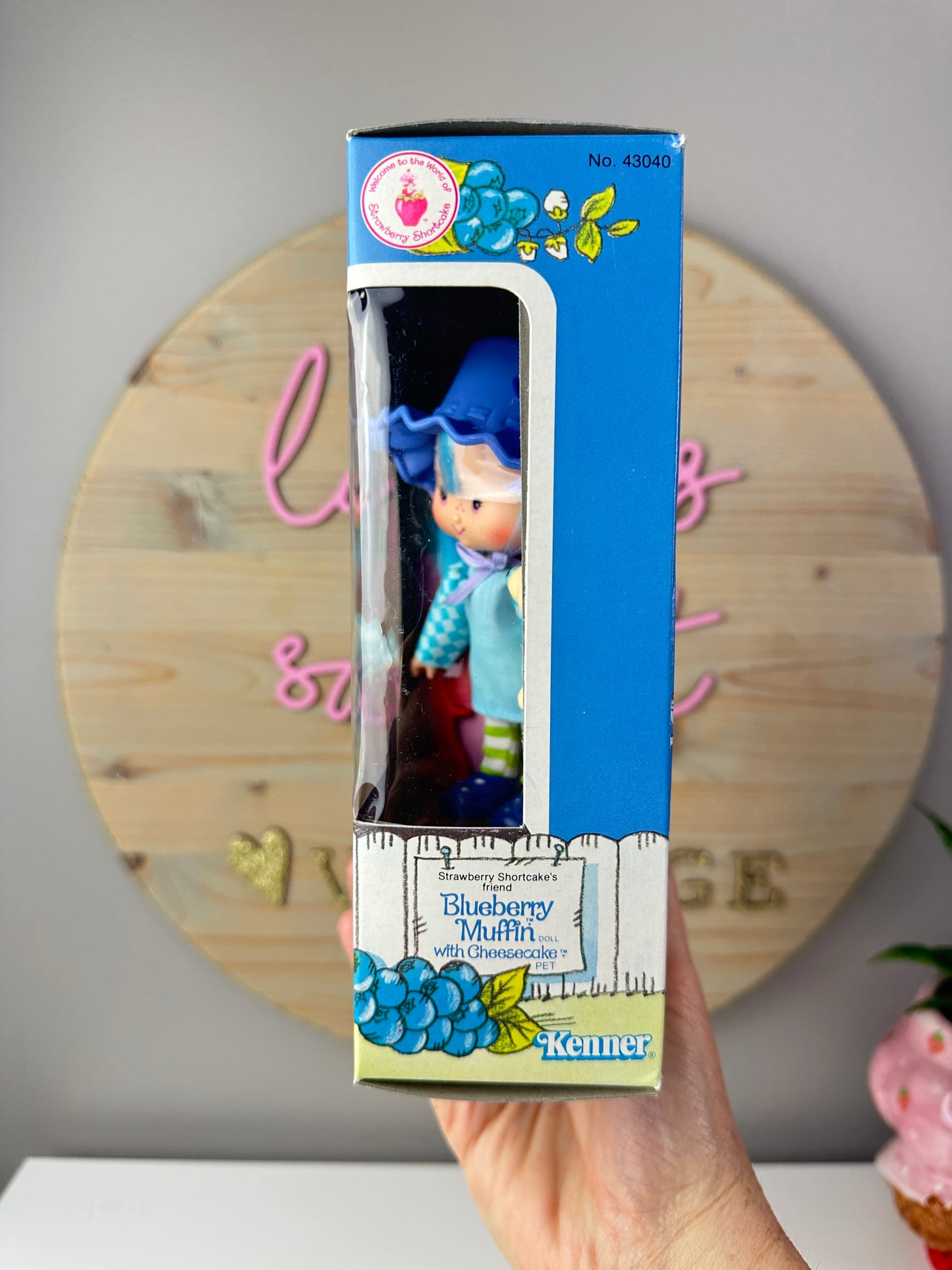 1982 Kenner Strawberry Shortcake Blueberry Muffin with Cheesecake Doll NRFB Sealed