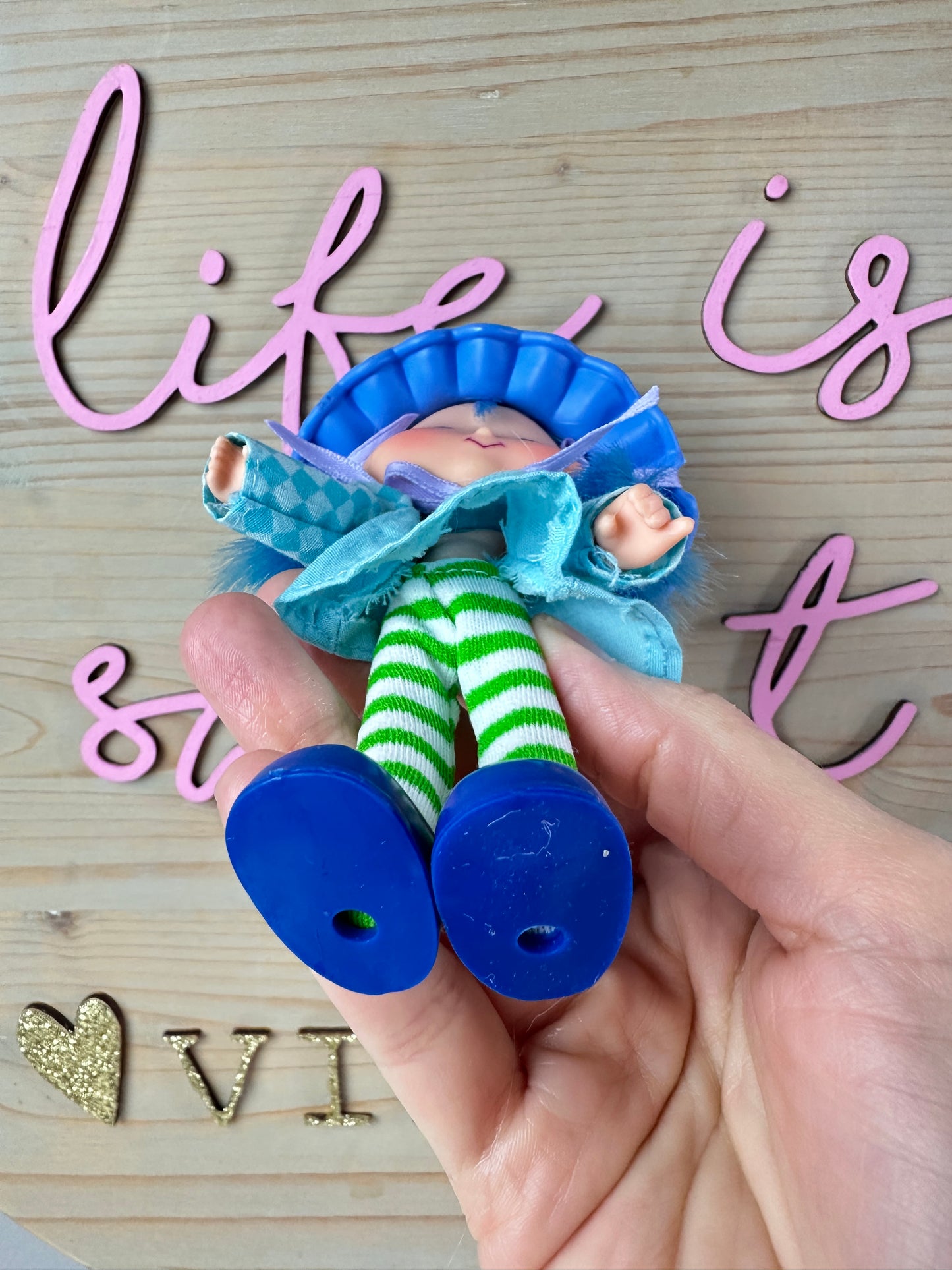 1982 Kenner Strawberry Shortcake Blueberry Muffin with Cheesecake Doll