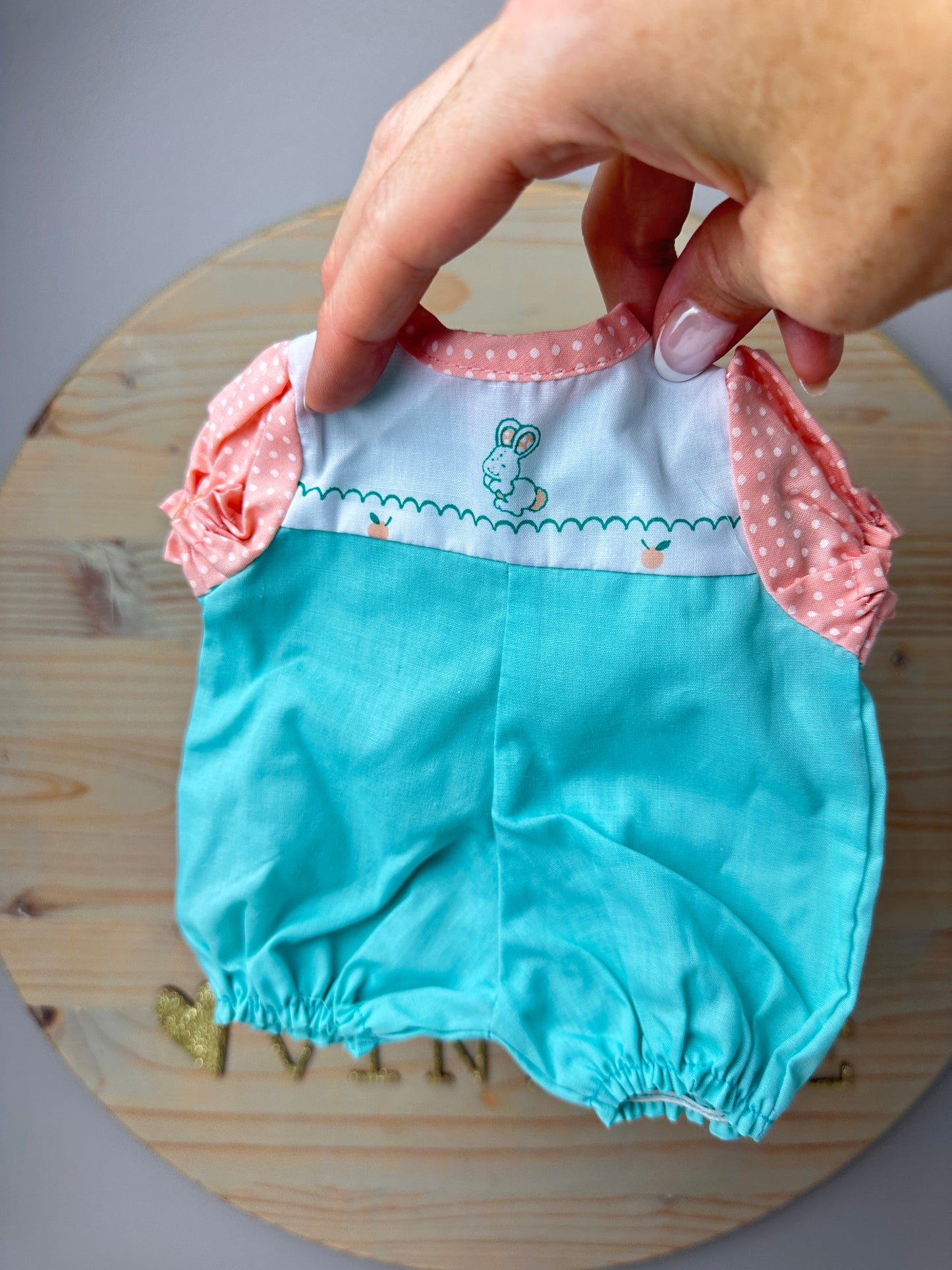 1980s Kenner Strawberry Shortcake Apricot Blow Kiss Baby Outfit [Unused Old Stock]