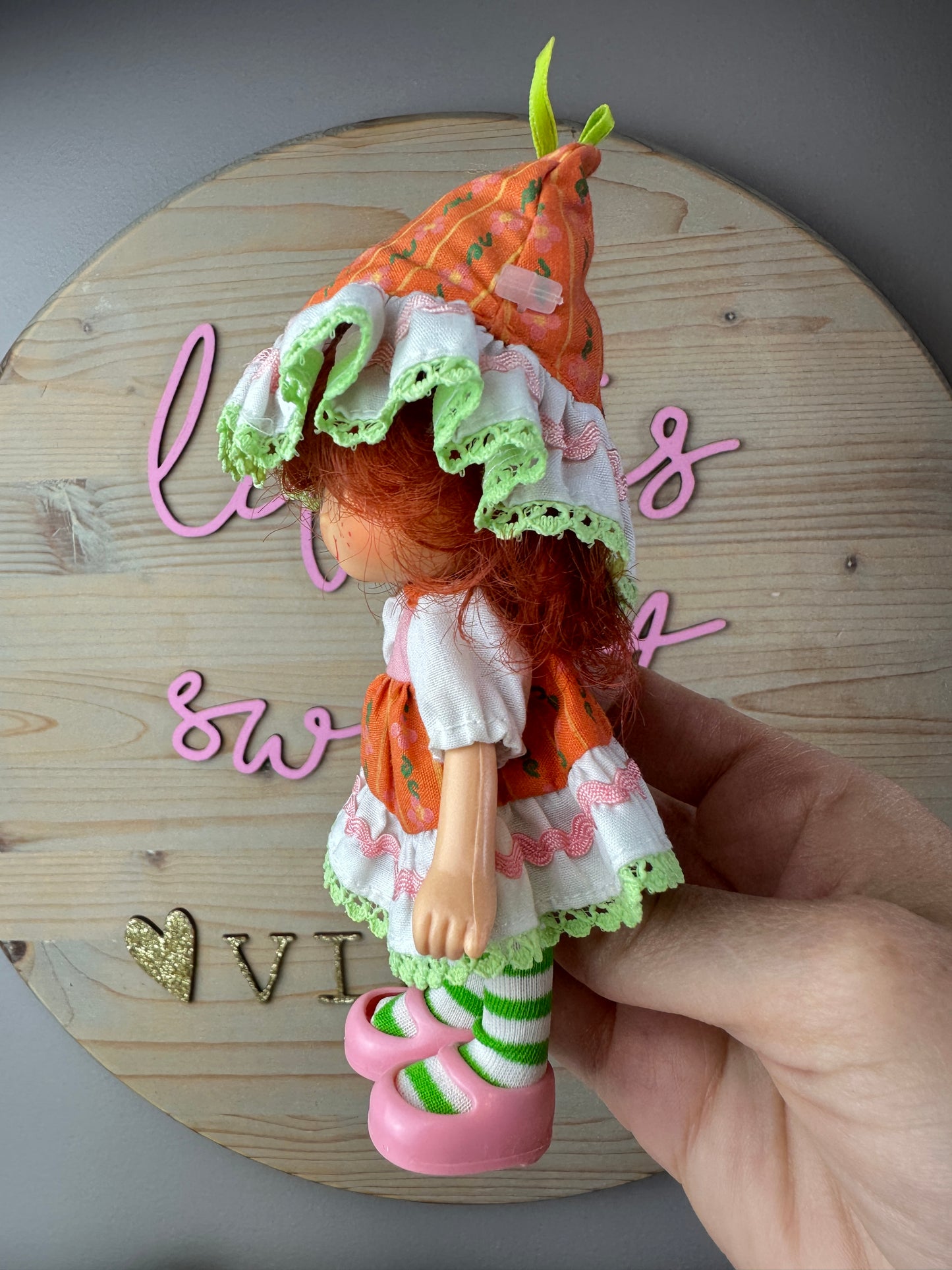1984 Kenner Strawberry Shortcake Cafe Ole Party Pleaser *Berry Vault*