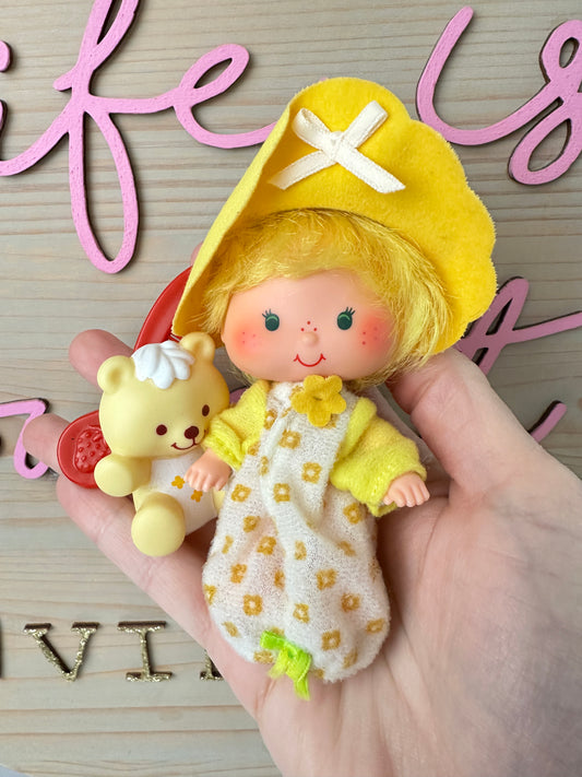 1982 Kenner Strawberry Shortcake Butter Cookie with Jelly Bear Doll
