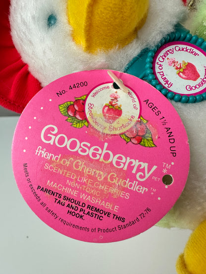 1982 Kenner Strawberry Shortcake Gooseberry Plush with Tag *Berry Vault*