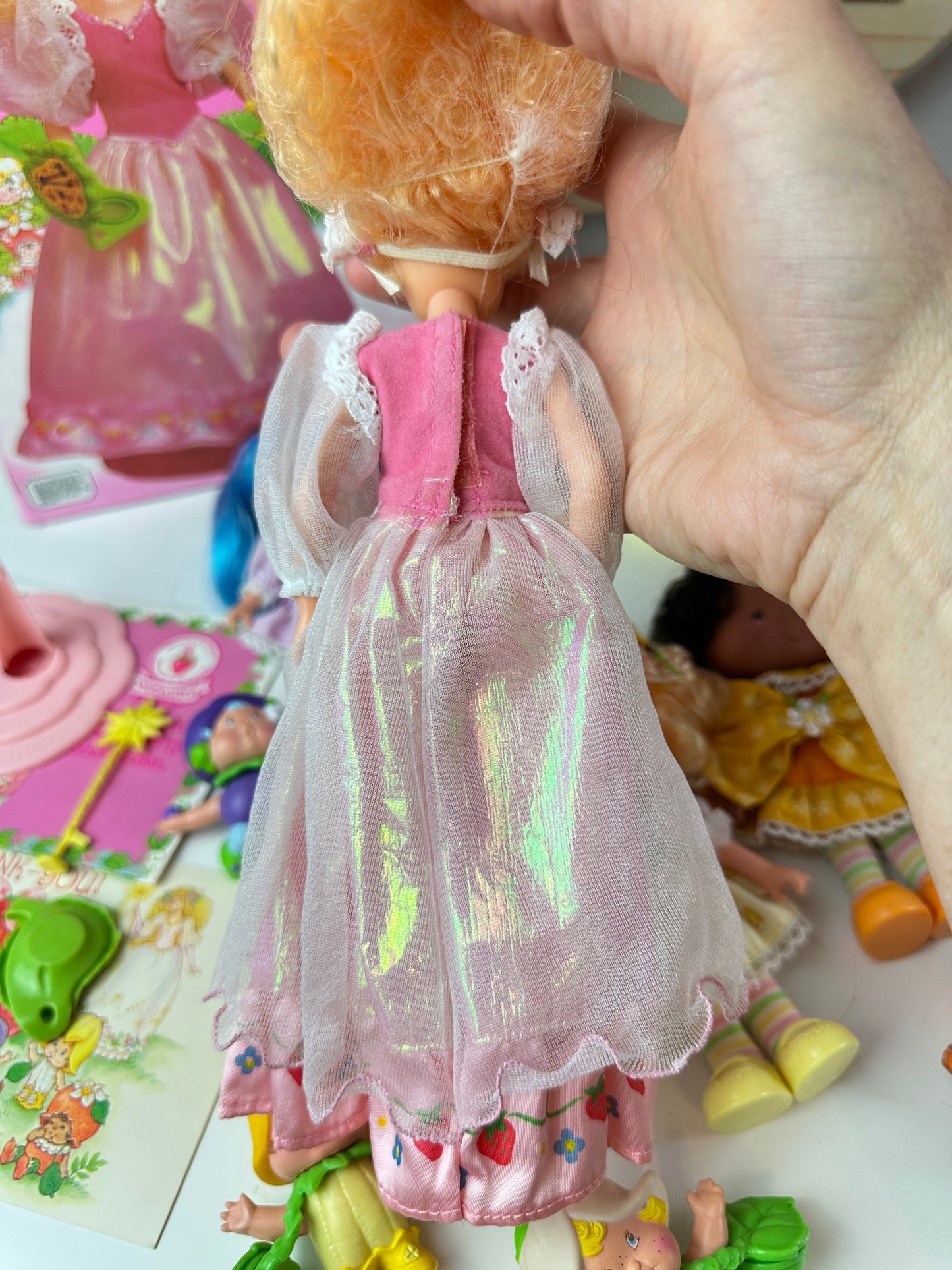 1985 Kenner Strawberry Shortcake COMPLETE Berrykin Doll Collection *Berry Vault*