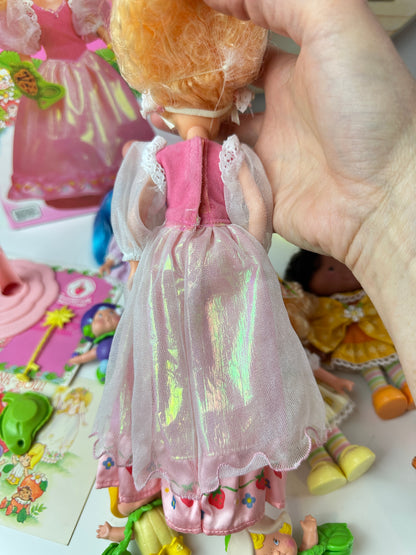 1985 Kenner Strawberry Shortcake COMPLETE Berrykin Doll Collection *Berry Vault*