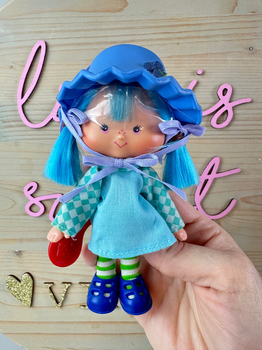 1980 Kenner Strawberry Shortcake Blueberry Muffin Flat Hands First Release Doll
