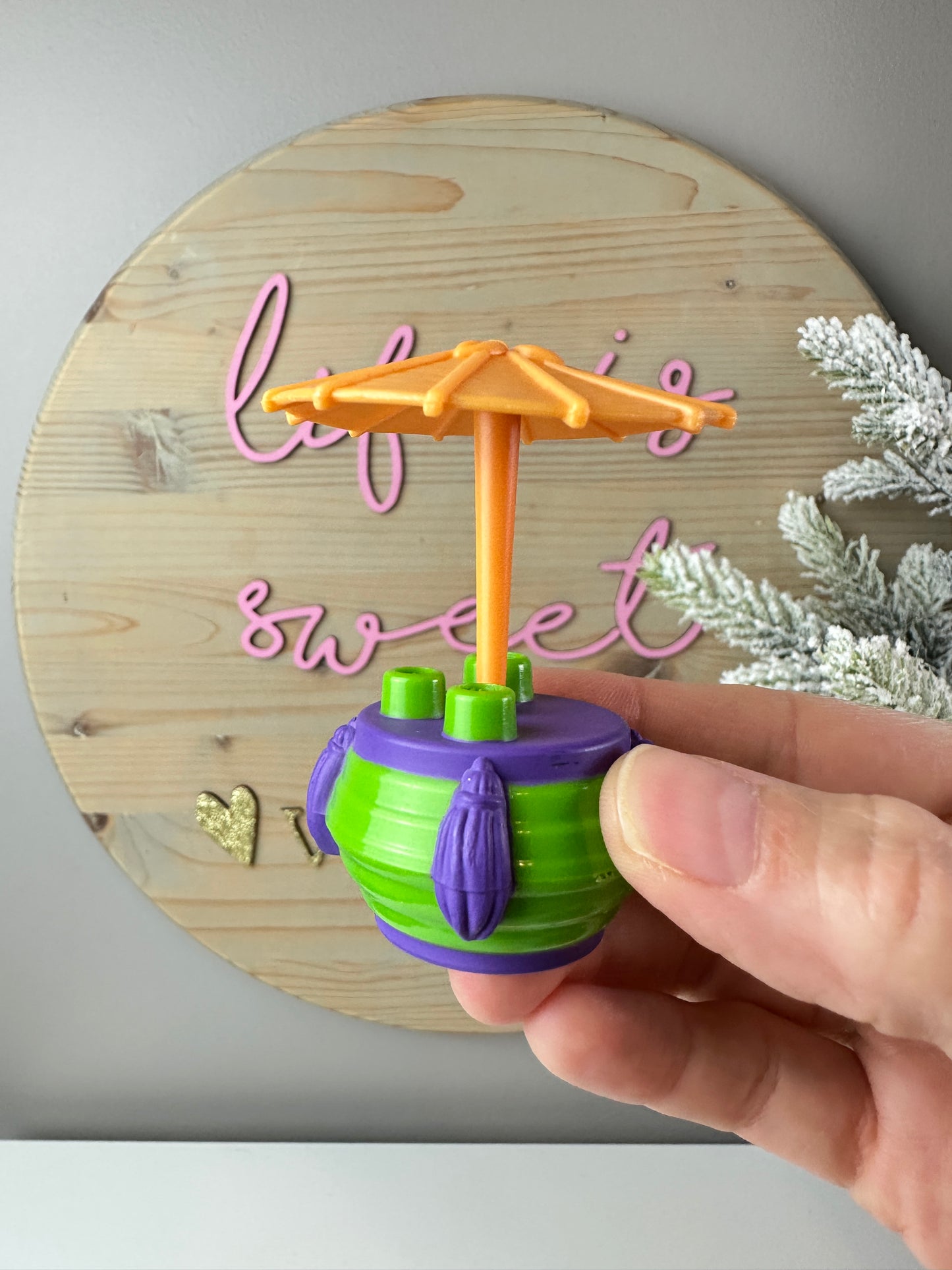 1984 Kenner Strawberry Shortcake Almond Tea with Marza Panda Deluxe Miniature *Berry Vault*