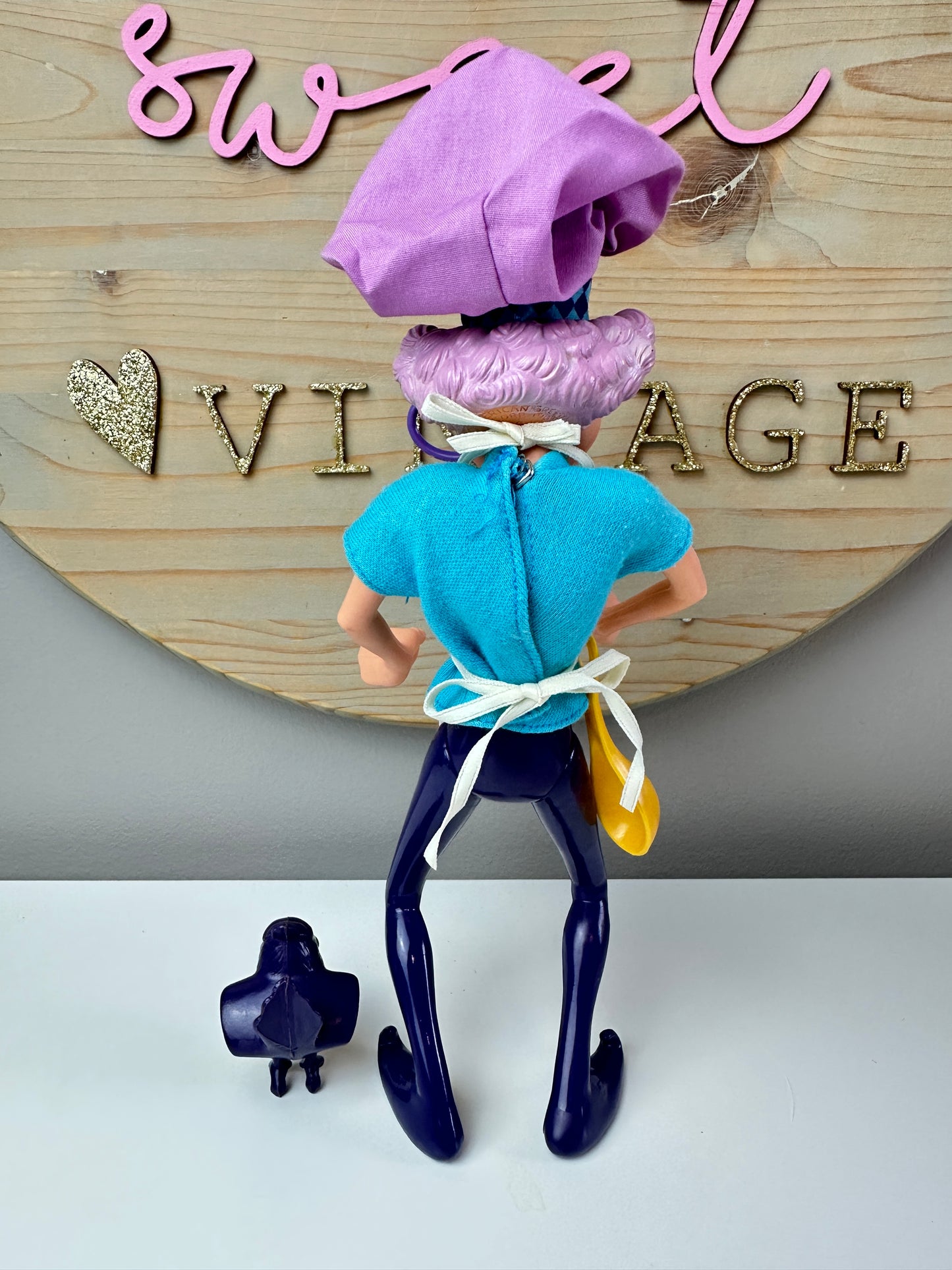 1981 Kenner Strawberry Shortcake Purple Pieman with Berry Bird