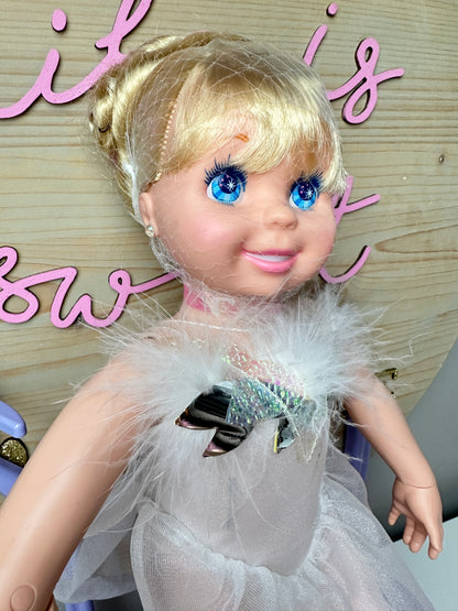 1989/1990 TYCO My Pretty Ballerina MIB with Extra Outfits