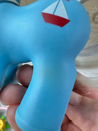 1980s Hasbro My Little Pony Clipper with Bowtie [Mail Order]