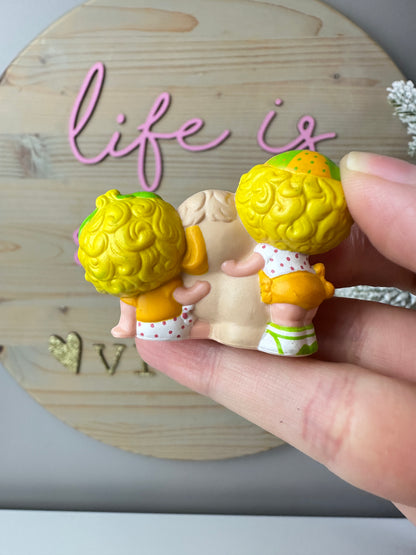 1984 Kenner Strawberry Shortcake Lem and Ada with Sugarwoofer Mini PVC Figure *Berry Vault*