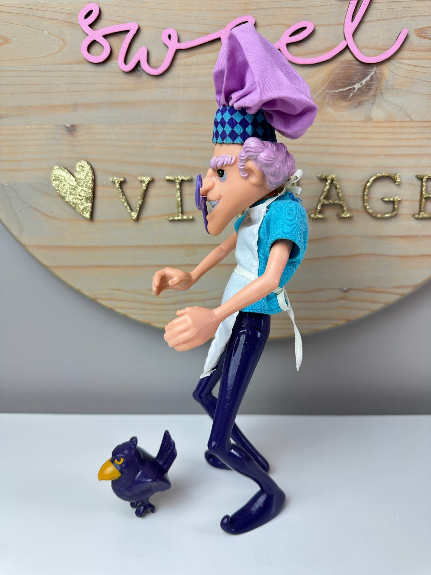1981 Kenner Strawberry Shortcake Purple Pieman with Berry Bird