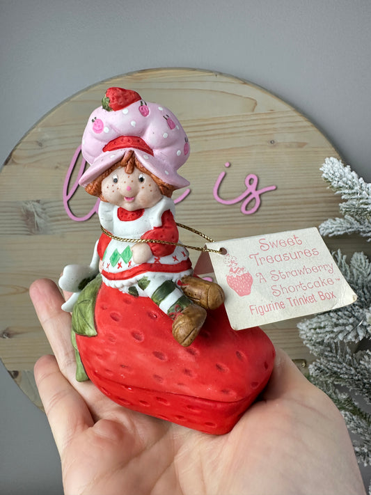 1980s Strawberry Shortcake Designer's Collection Porcelain Figurine Trinket Box "Sweet Treasures" with Tag